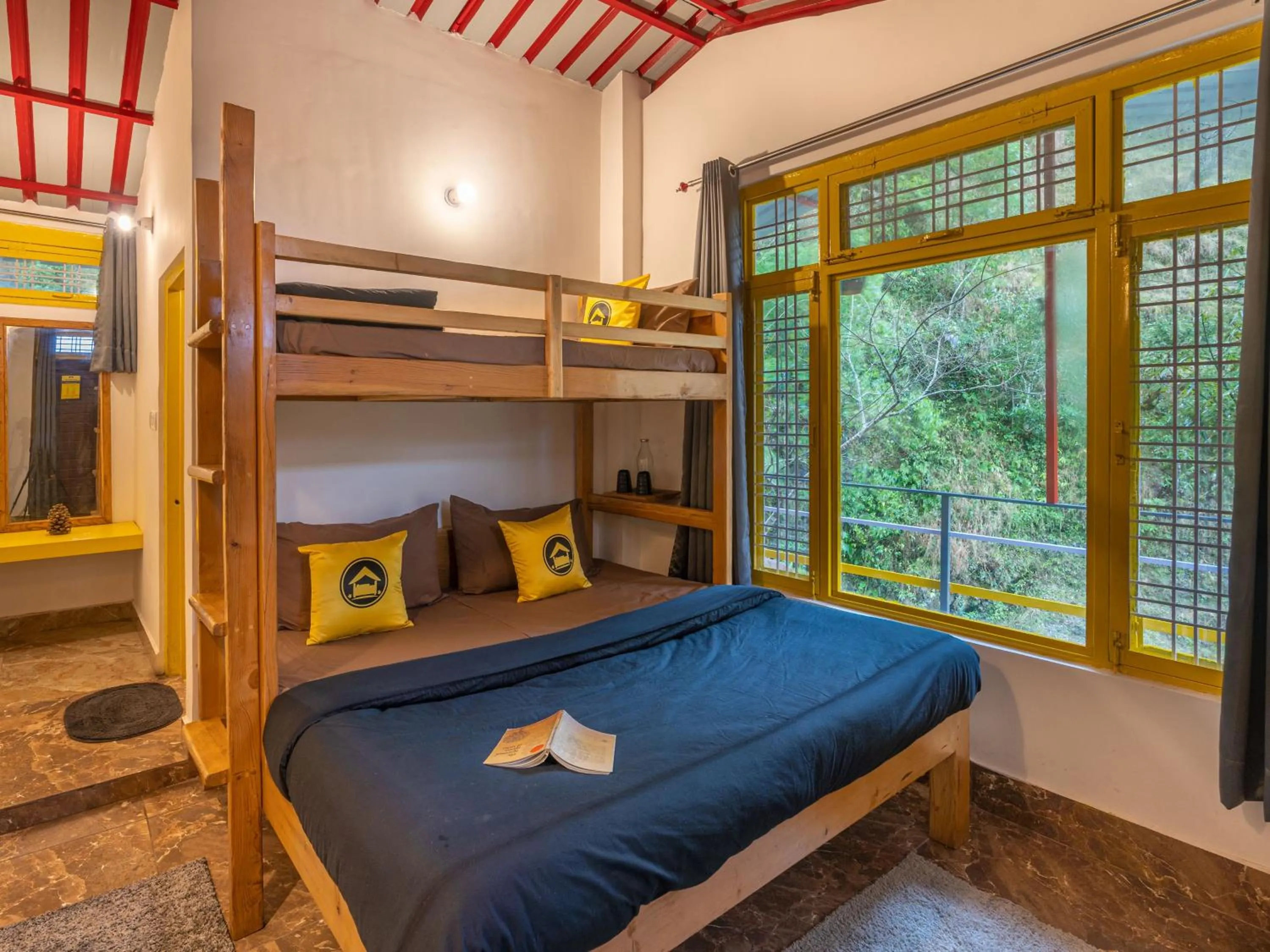 Photo of the whole room, Bed in The Hosteller Mussoorie By the Streamside, Kempty