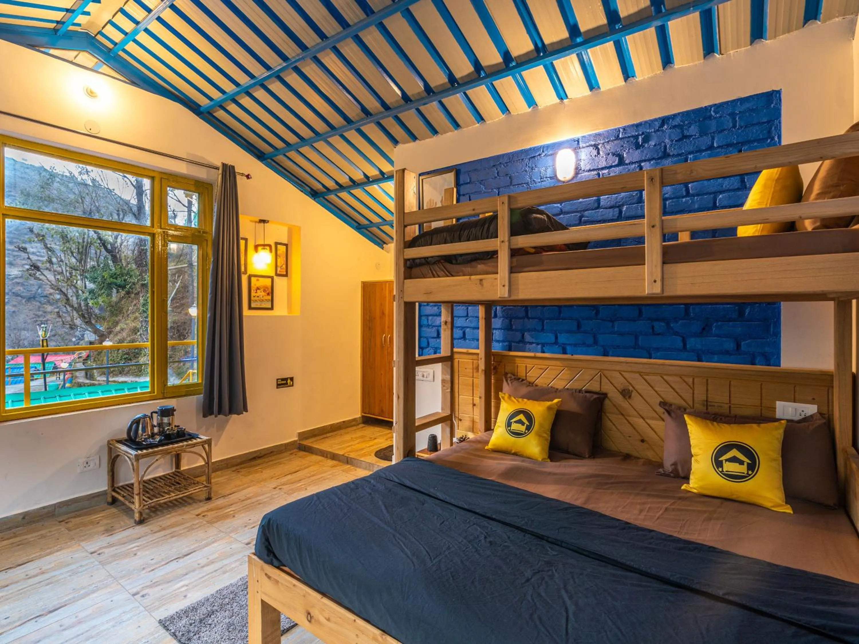 Bed in The Hosteller Mussoorie By the Streamside, Kempty