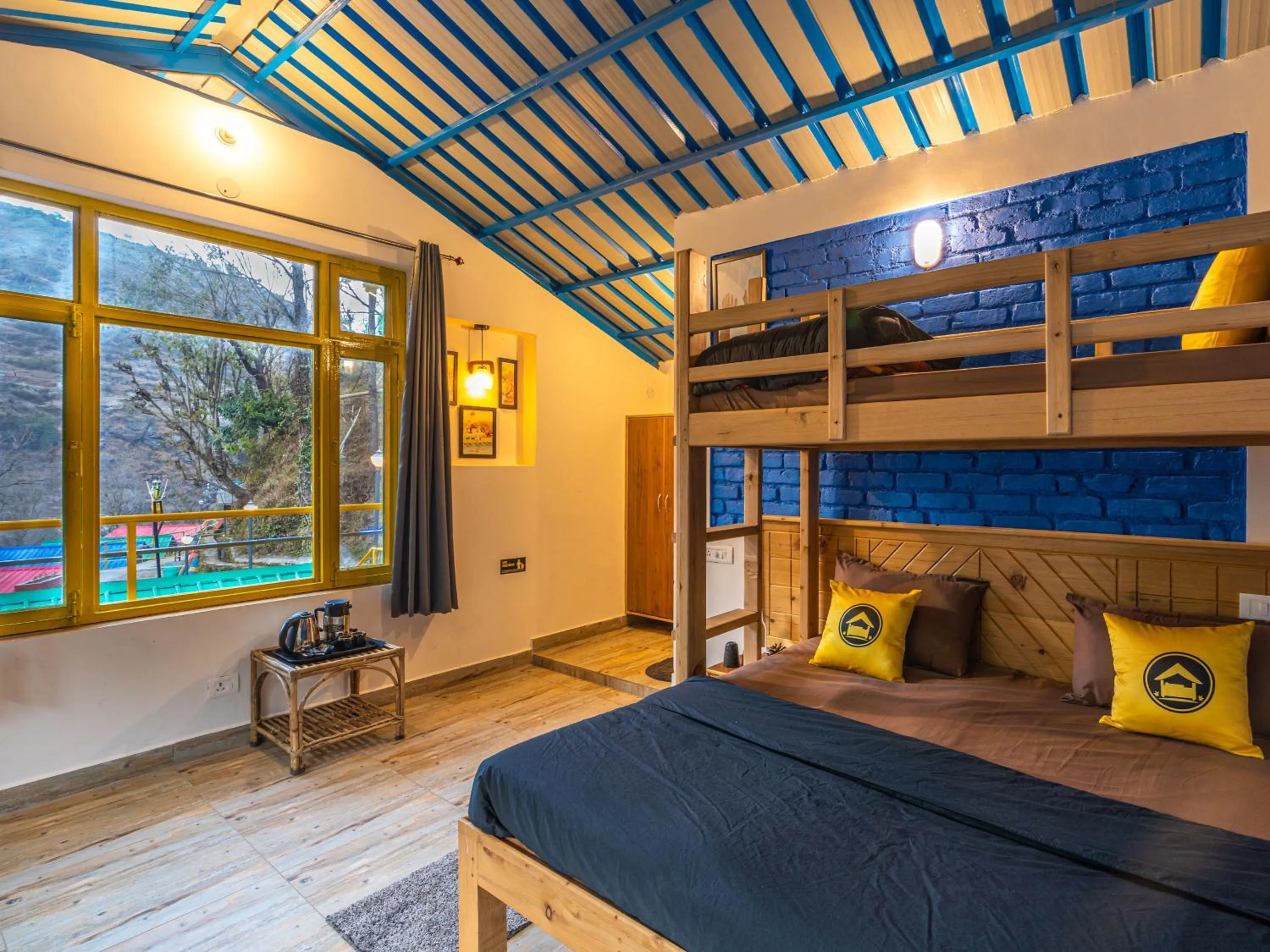 Photo of the whole room, Bed in The Hosteller Mussoorie By the Streamside, Kempty