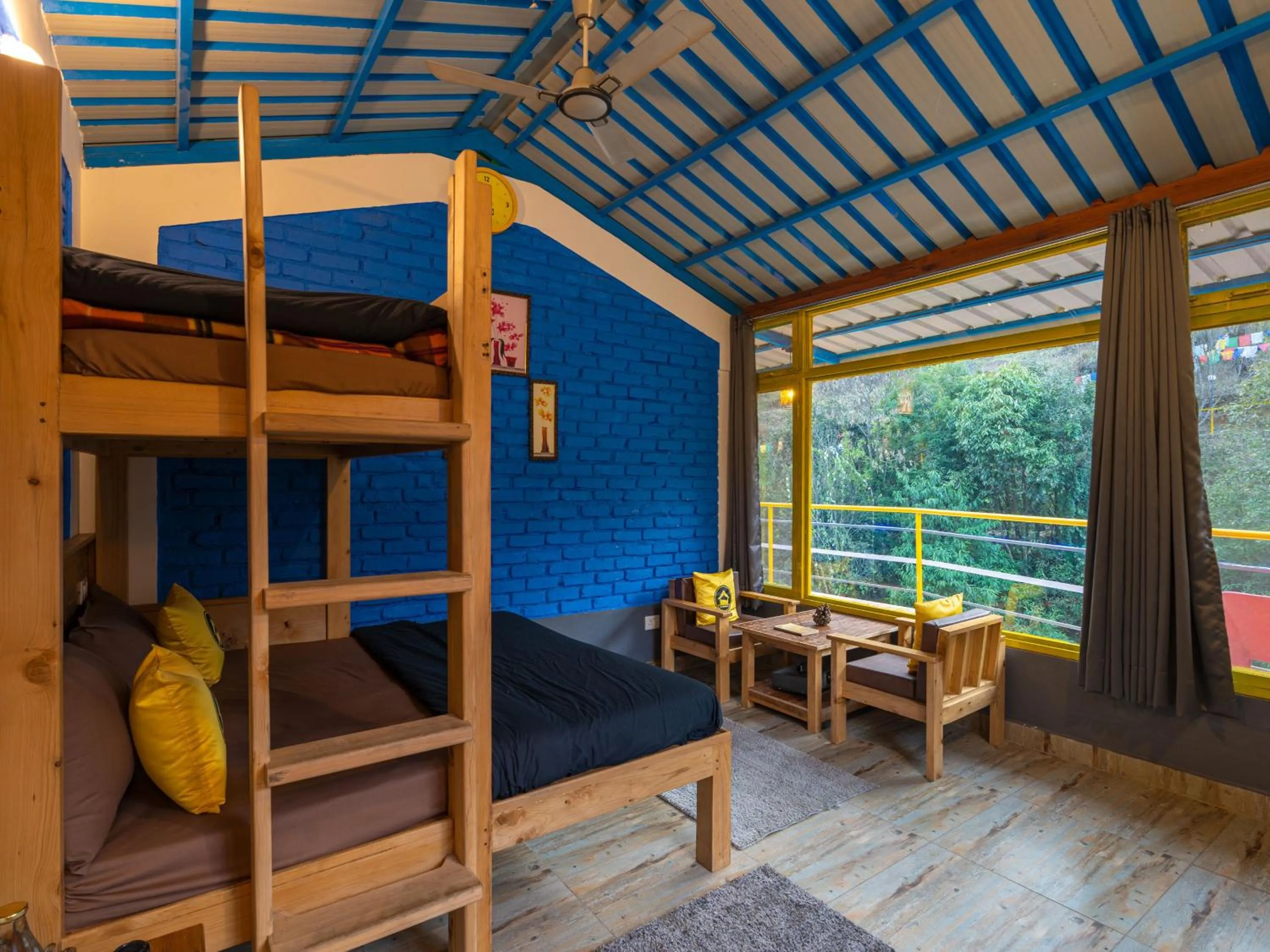 Bed in The Hosteller Mussoorie By the Streamside, Kempty