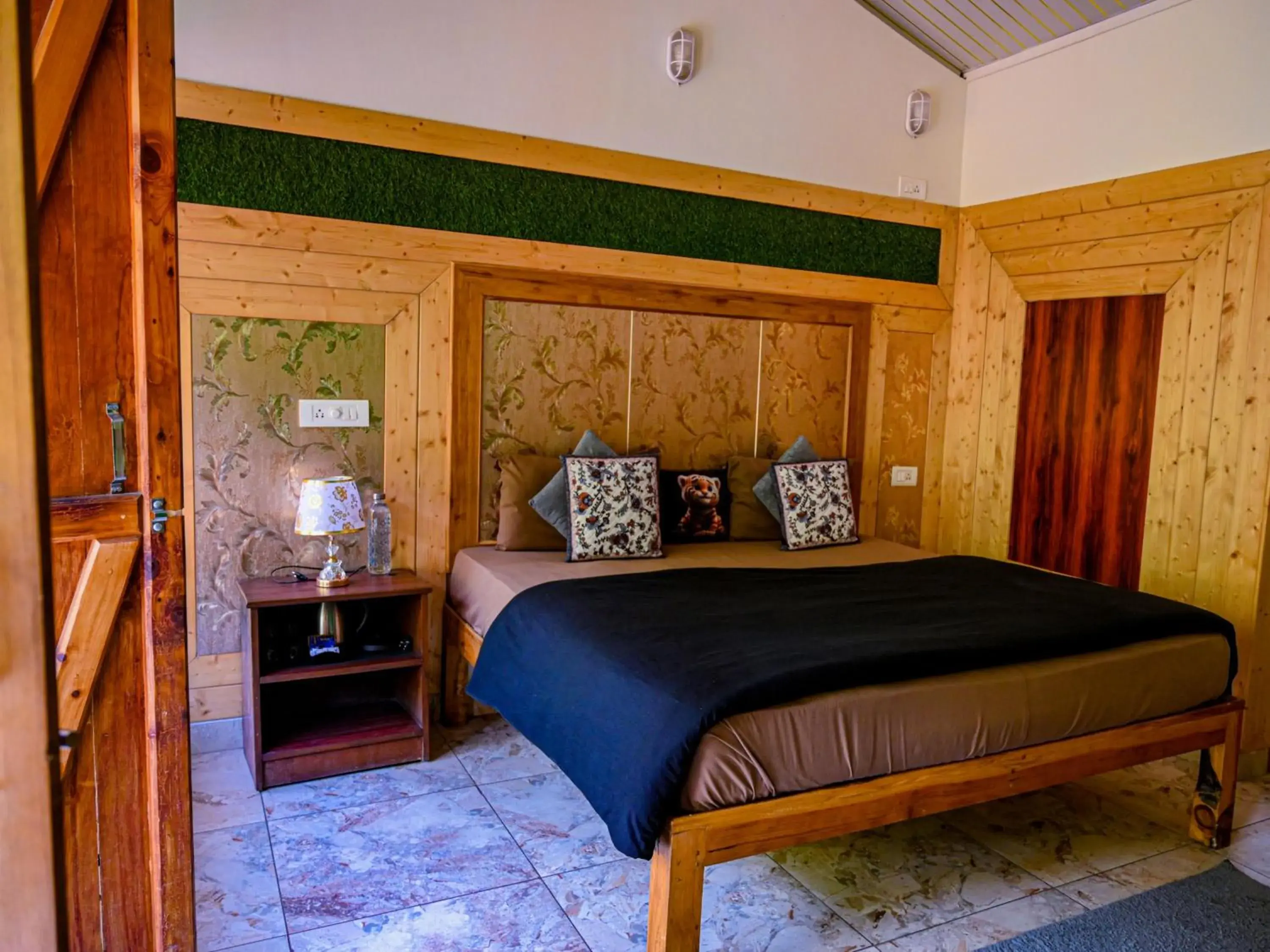 Superior Double Room with Balcony in The Hosteller Mussoorie By the Streamside, Kempty Superior Double Room with Balcony in The Hosteller Mussoorie By the Streamside, Kempty