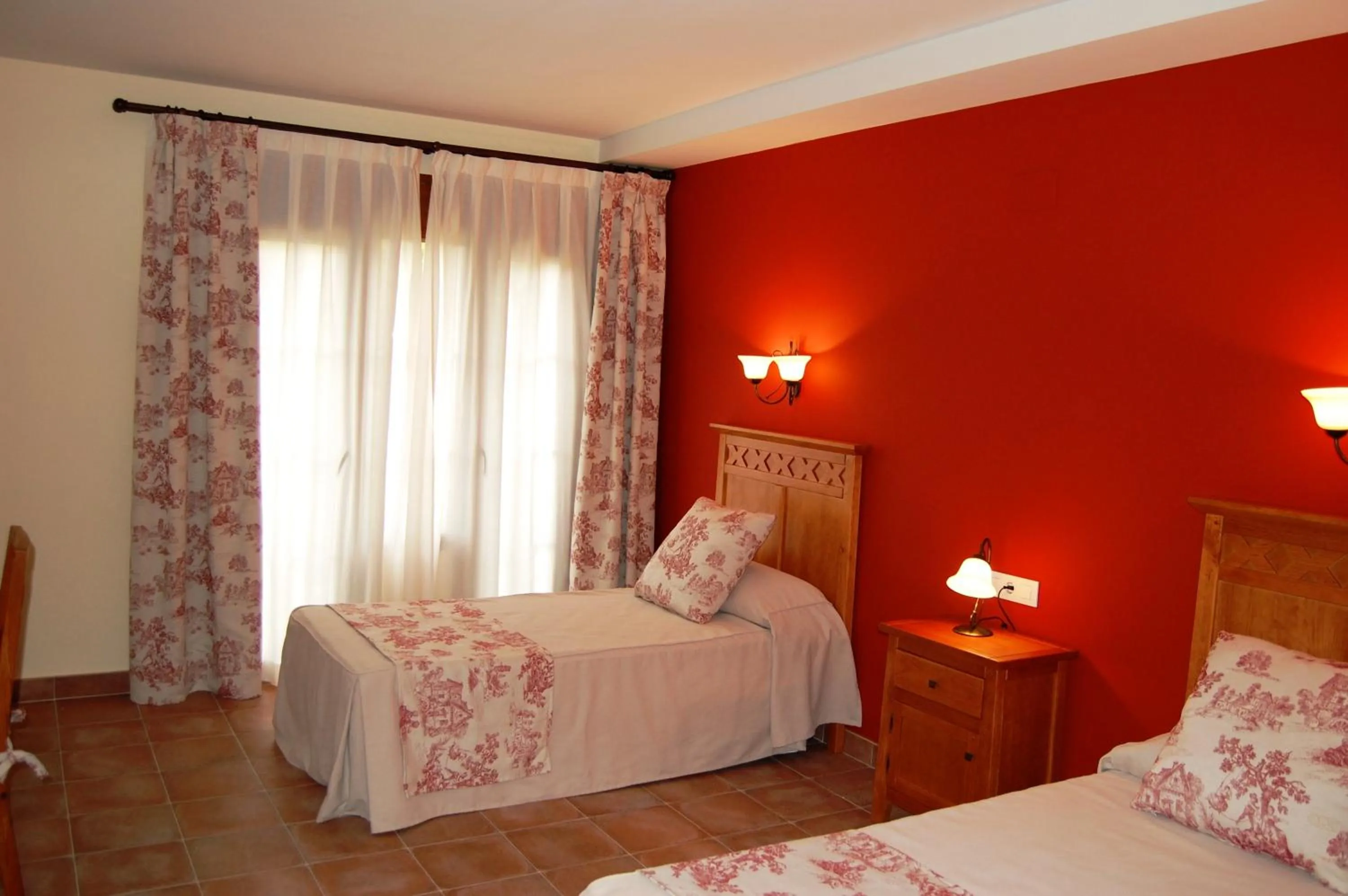 Photo of the whole room, Bed in Hotel El Cortijo de Daimiel