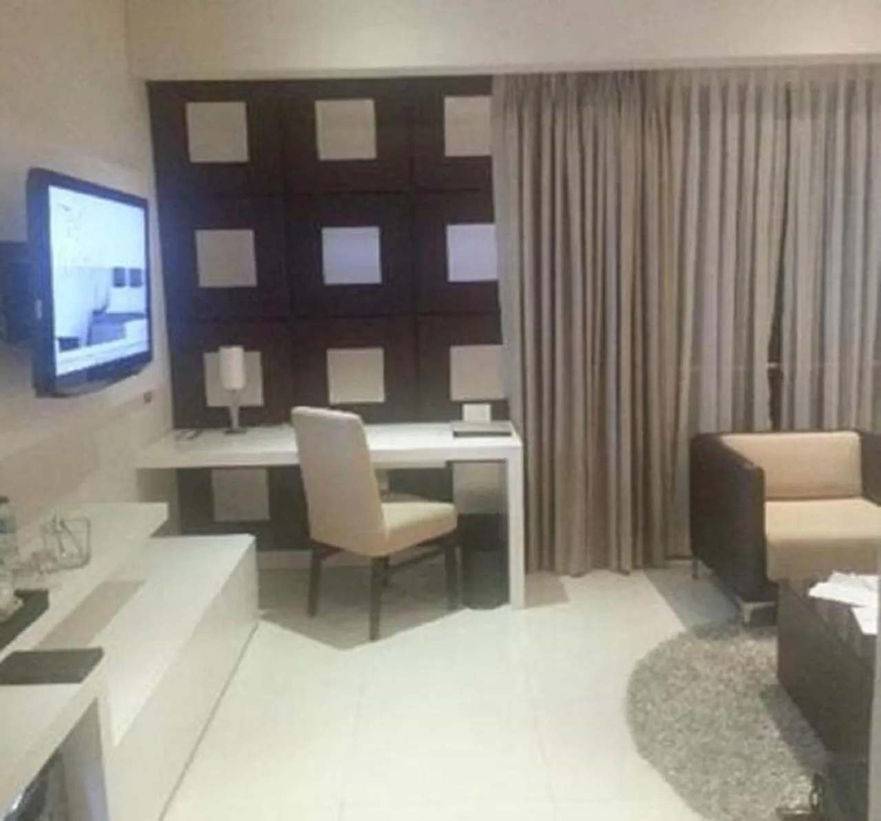 Seating area in The Wheatbaker