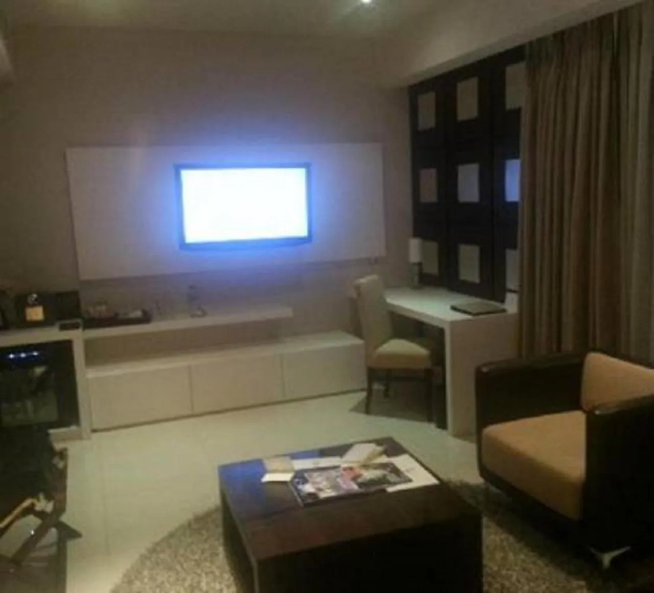 Seating area in The Wheatbaker