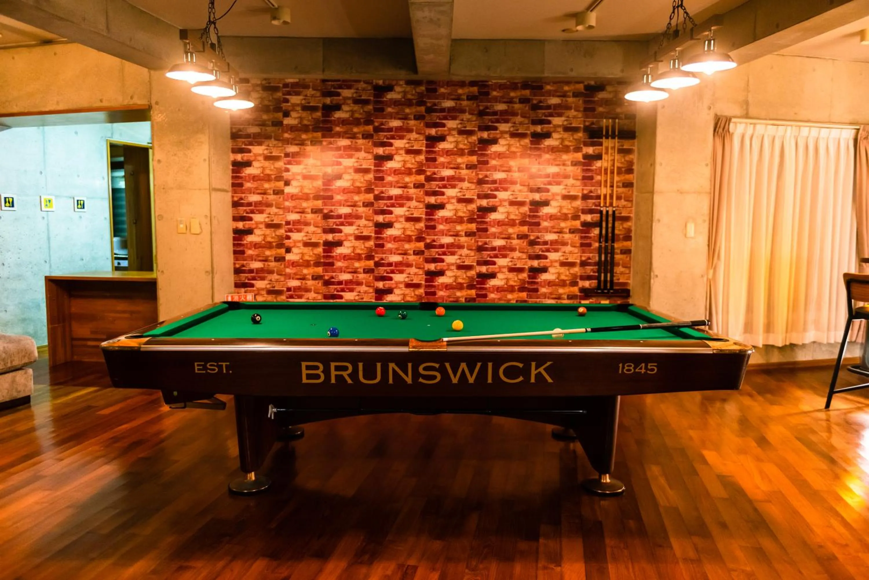 Billiard in Pine House in Ginoza