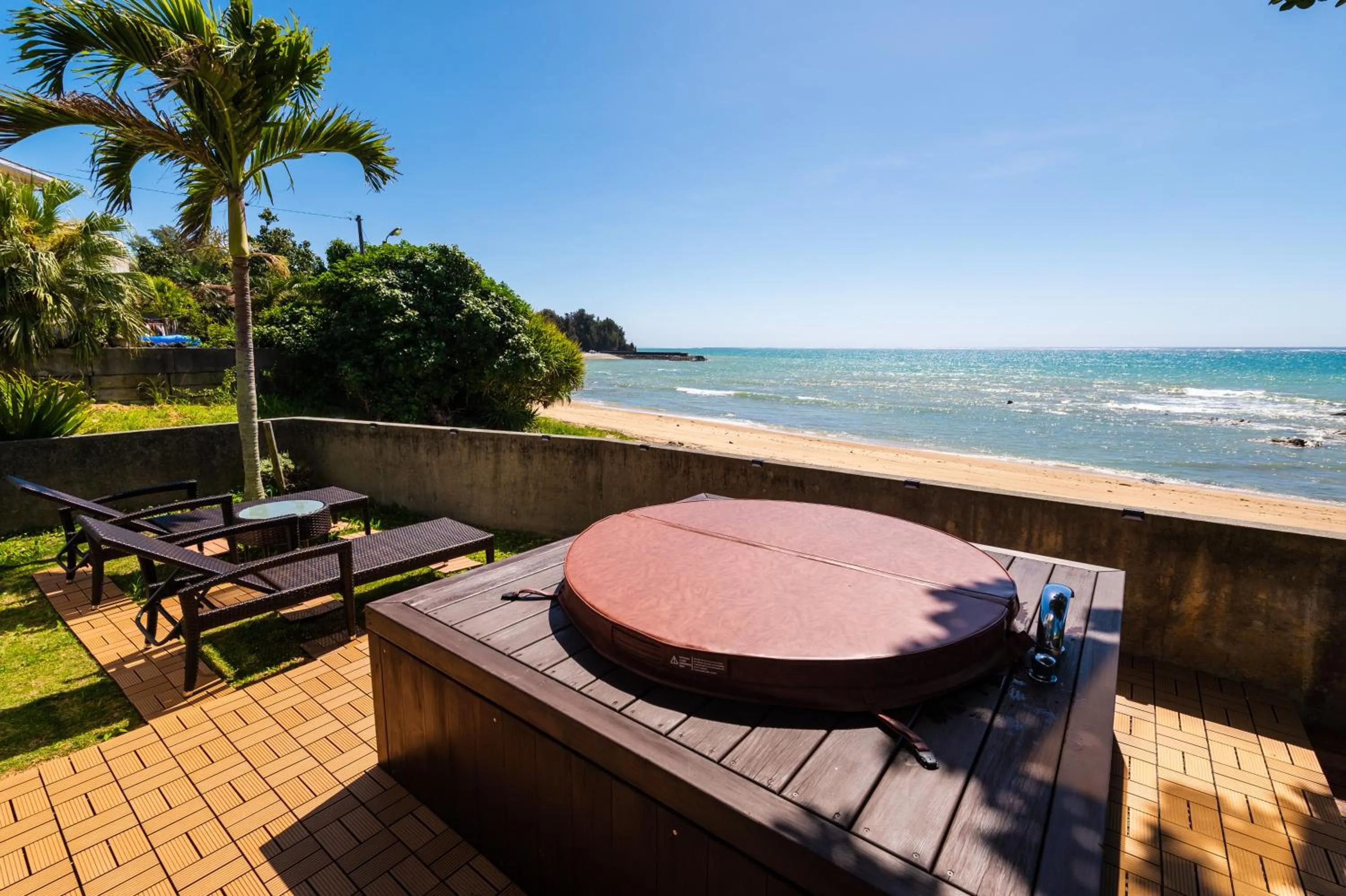 Area and facilities in Pine House in Ginoza