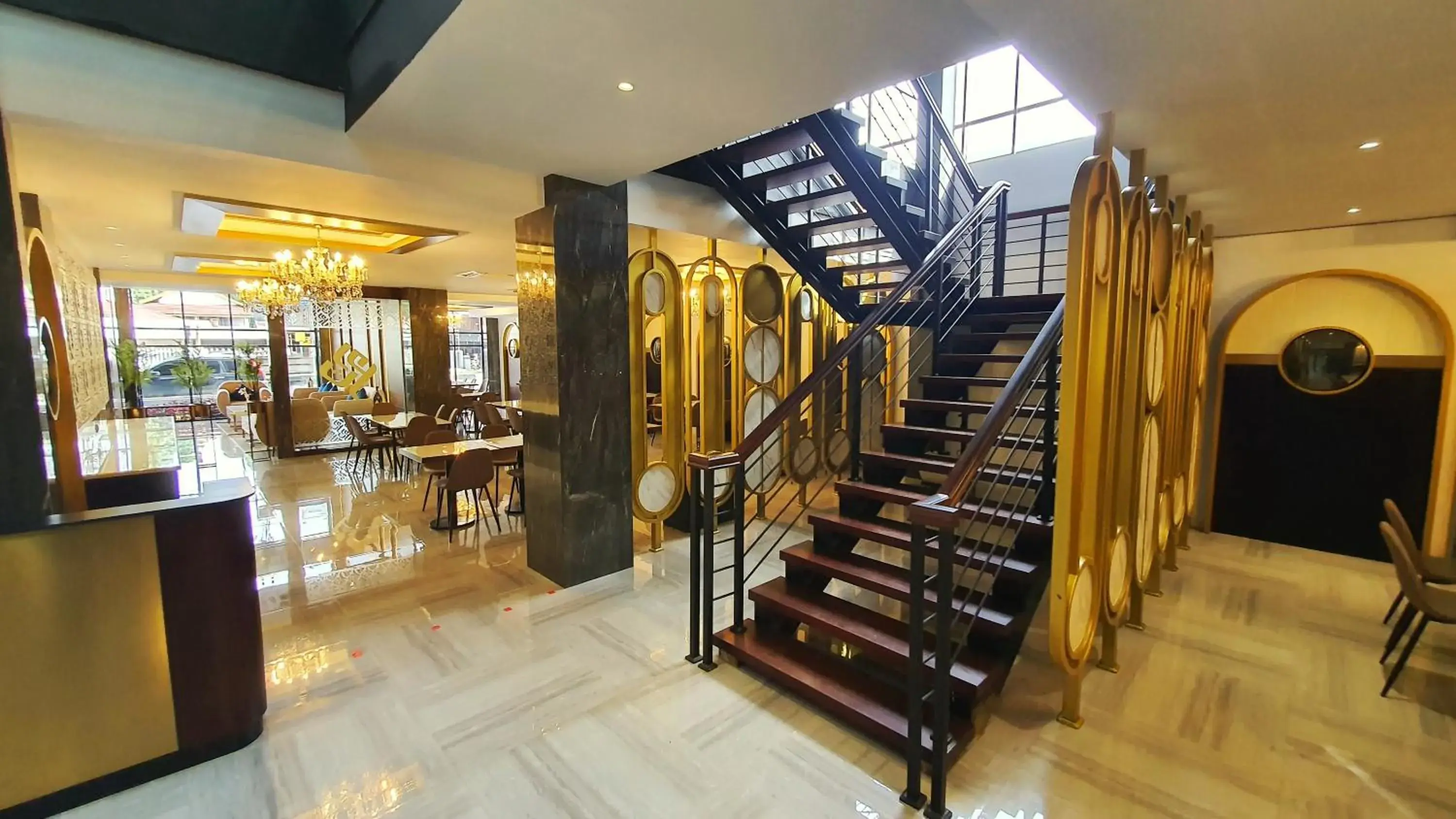 Restaurant/places to eat in Hotel Rasamala Restaurant/places to eat in Hotel Rasamala