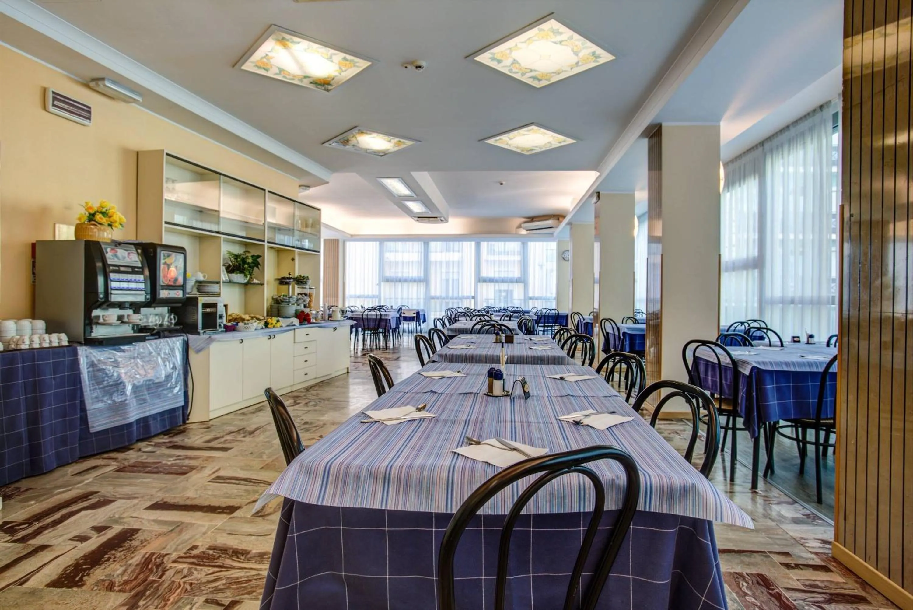 Restaurant/places to eat in Hotel San Paolo