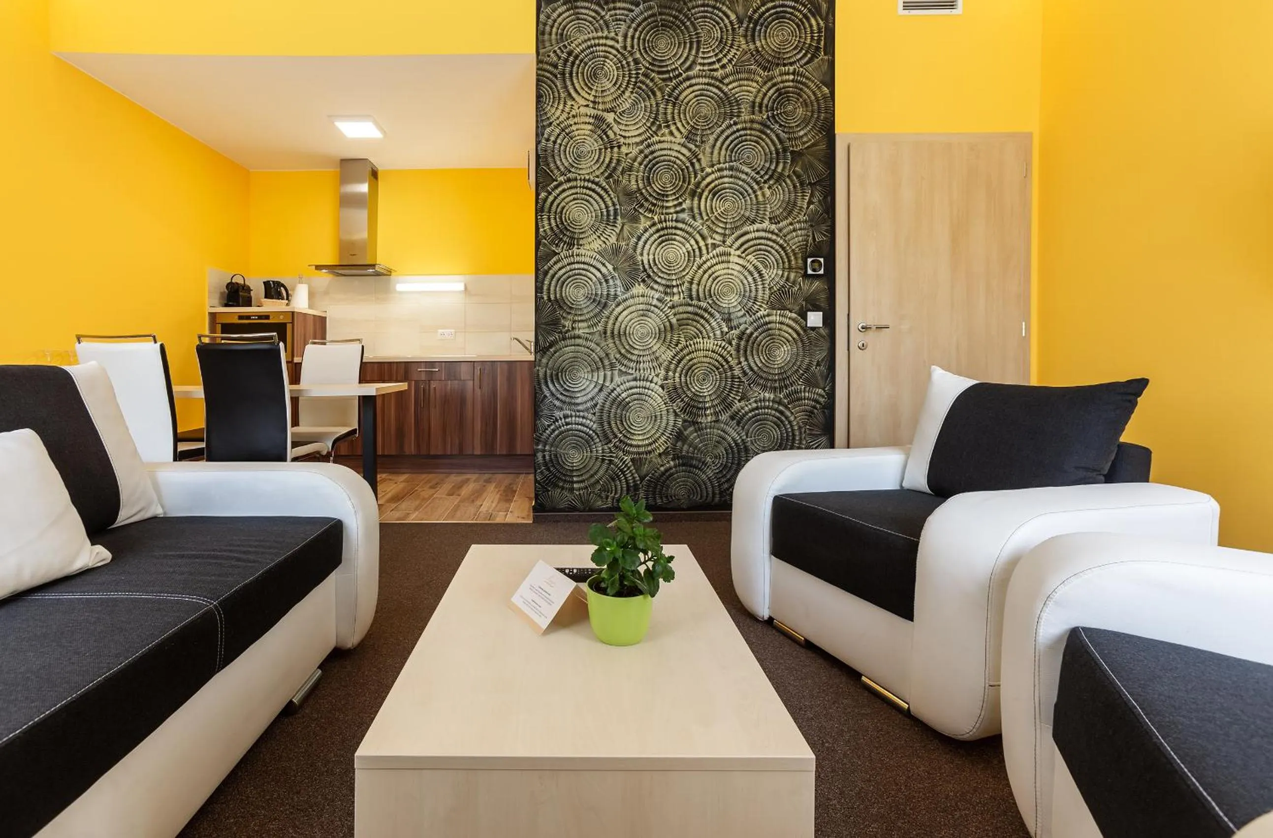 Kitchen or kitchenette in Hostel Mayer Superior Veszprém