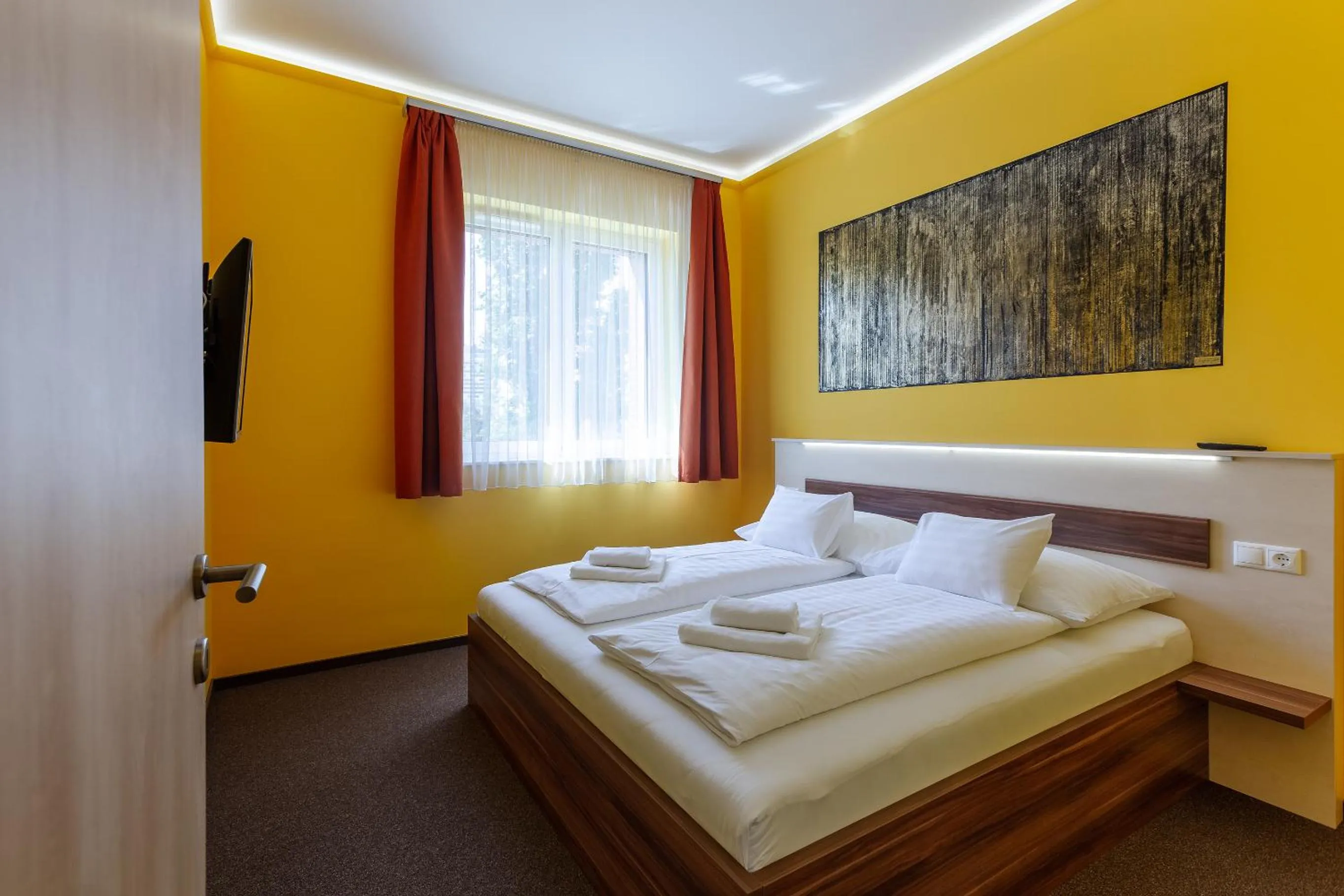 Bedroom, Bed in Hostel Mayer Superior Veszprém