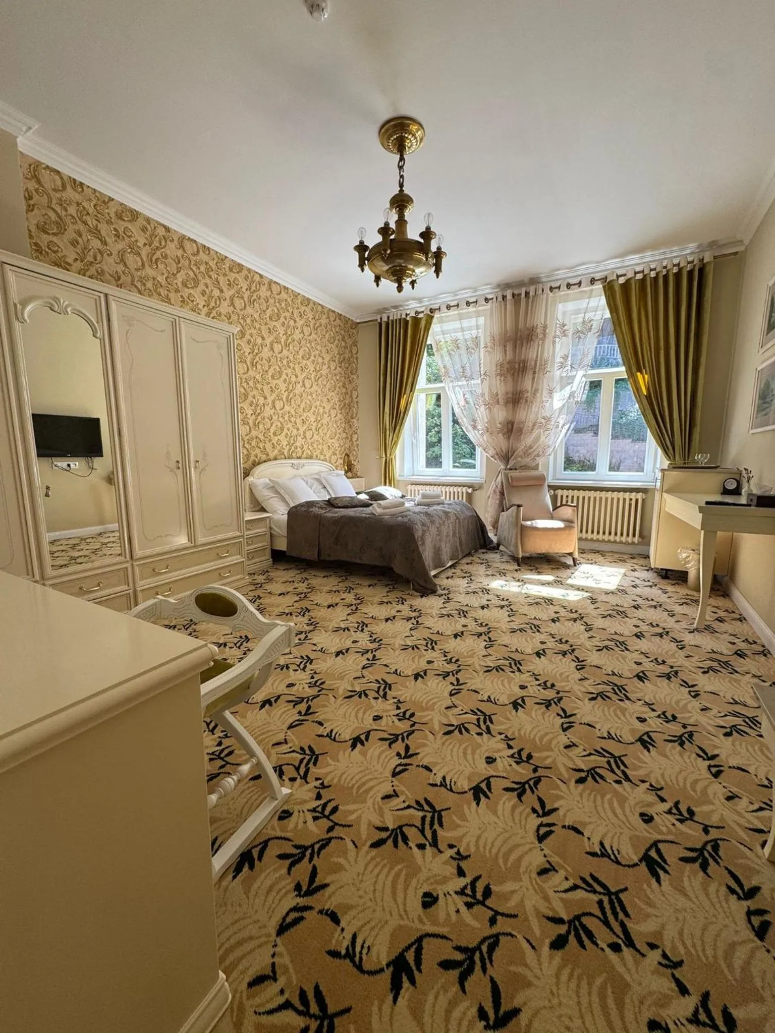 Bed in Hotel Rudolf II Karlovy Vary