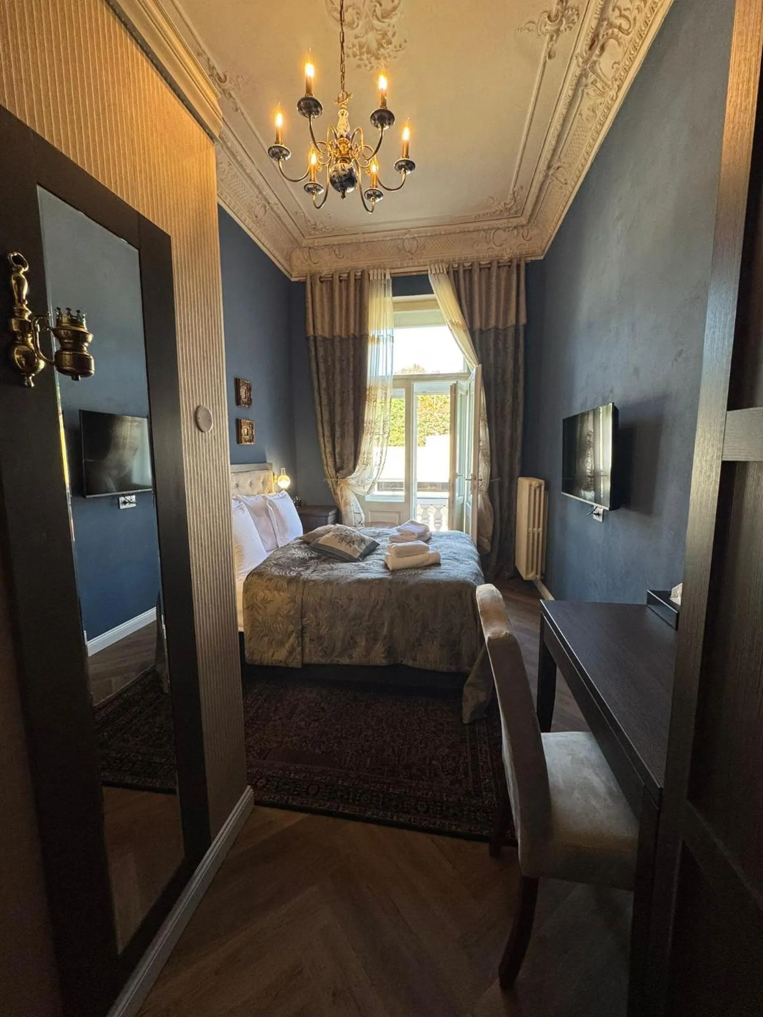 Photo of the whole room, Bed in Hotel Rudolf II Karlovy Vary