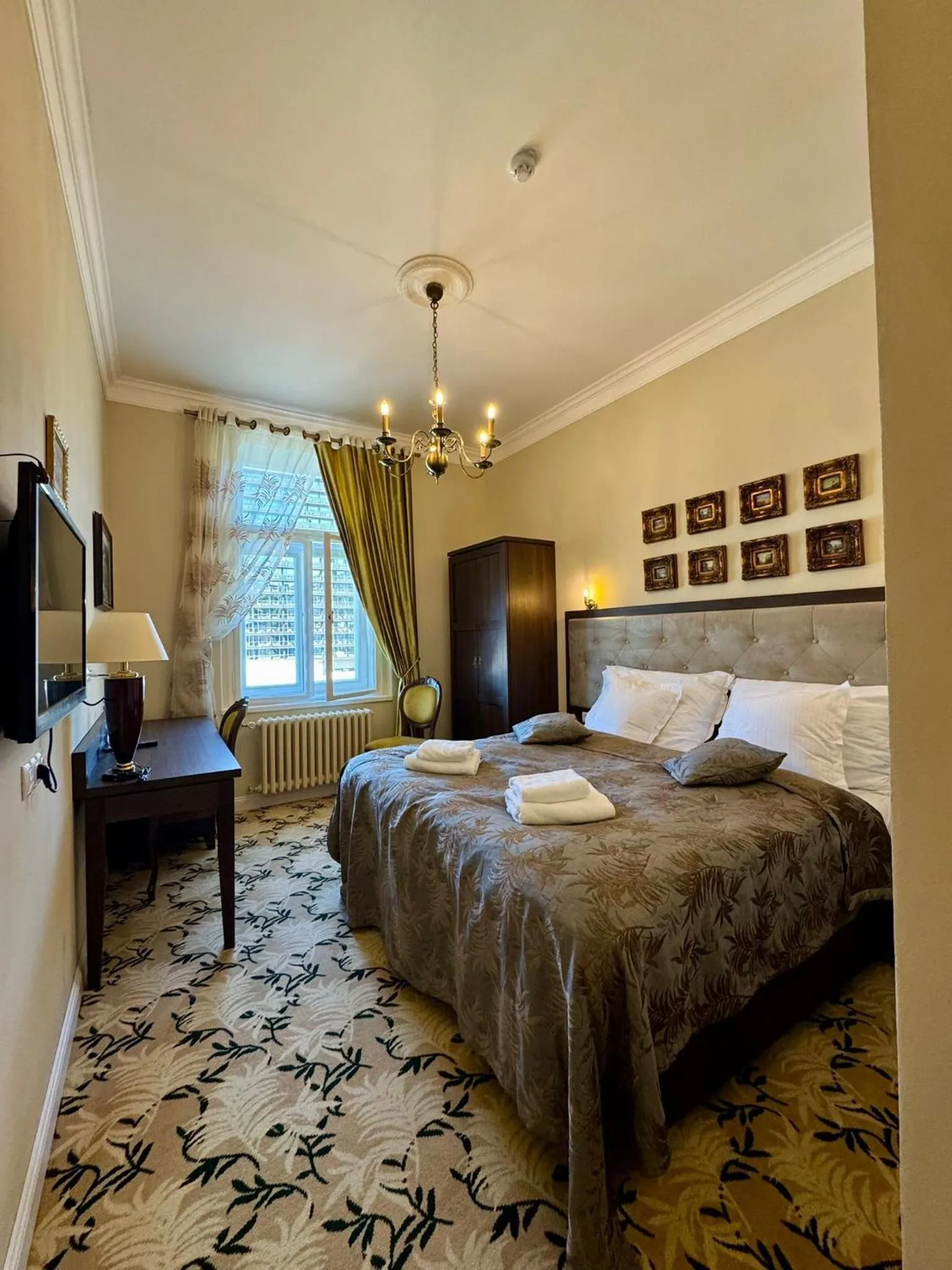 Bed in Hotel Rudolf II Karlovy Vary