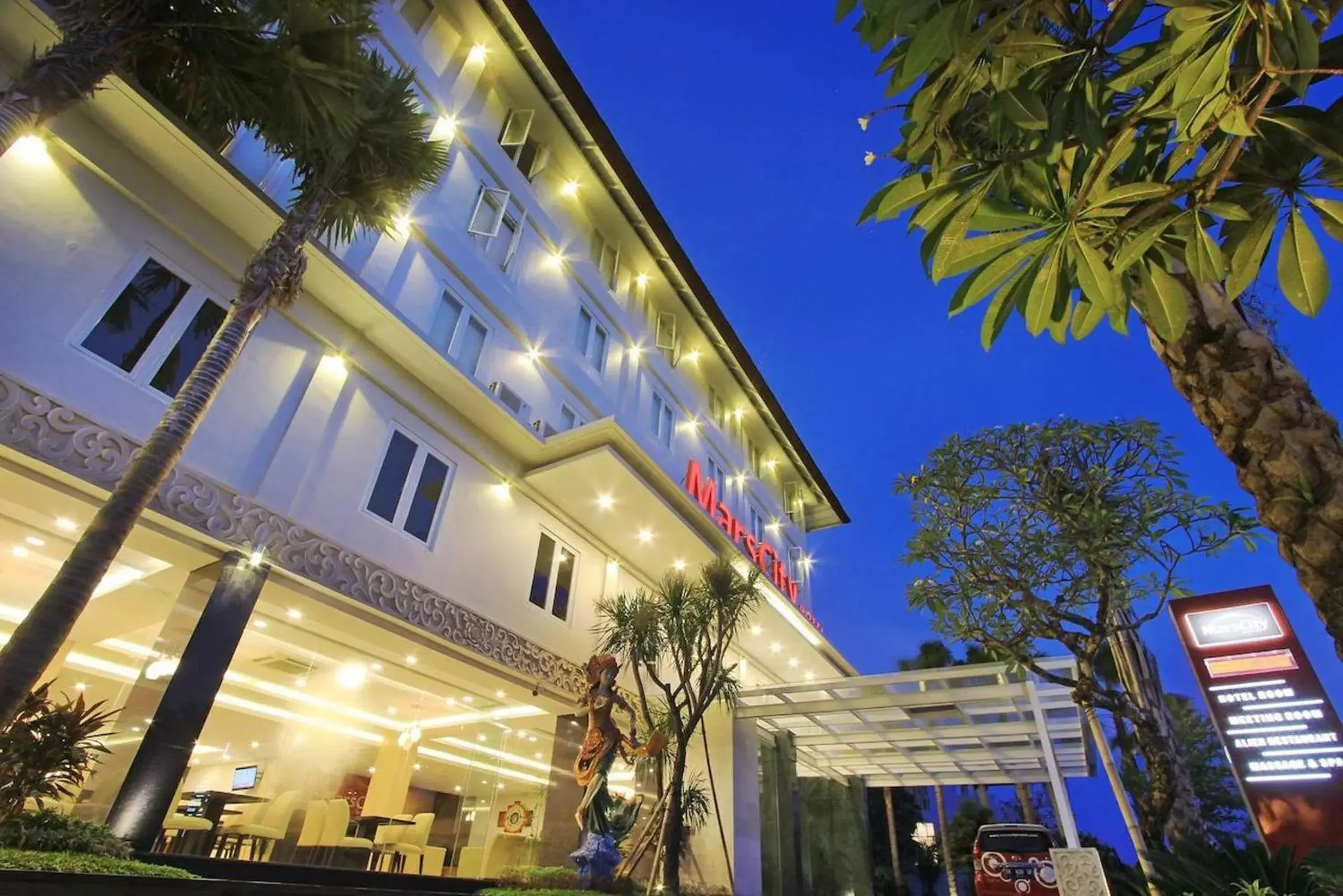 Property building in Mars City Hotel Property building in Mars City Hotel