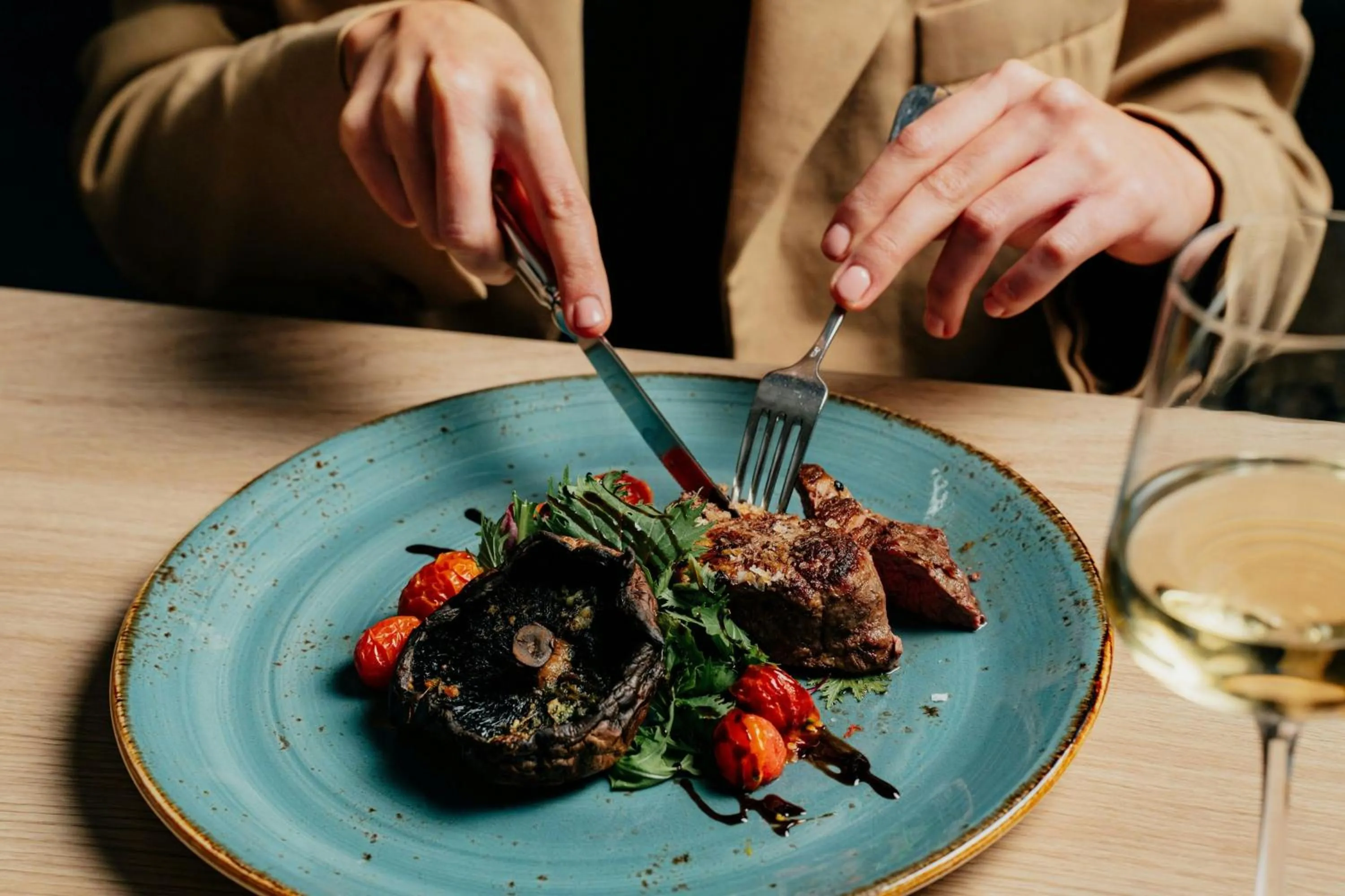 Restaurant/places to eat in Courtyard by Marriott Prague Airport