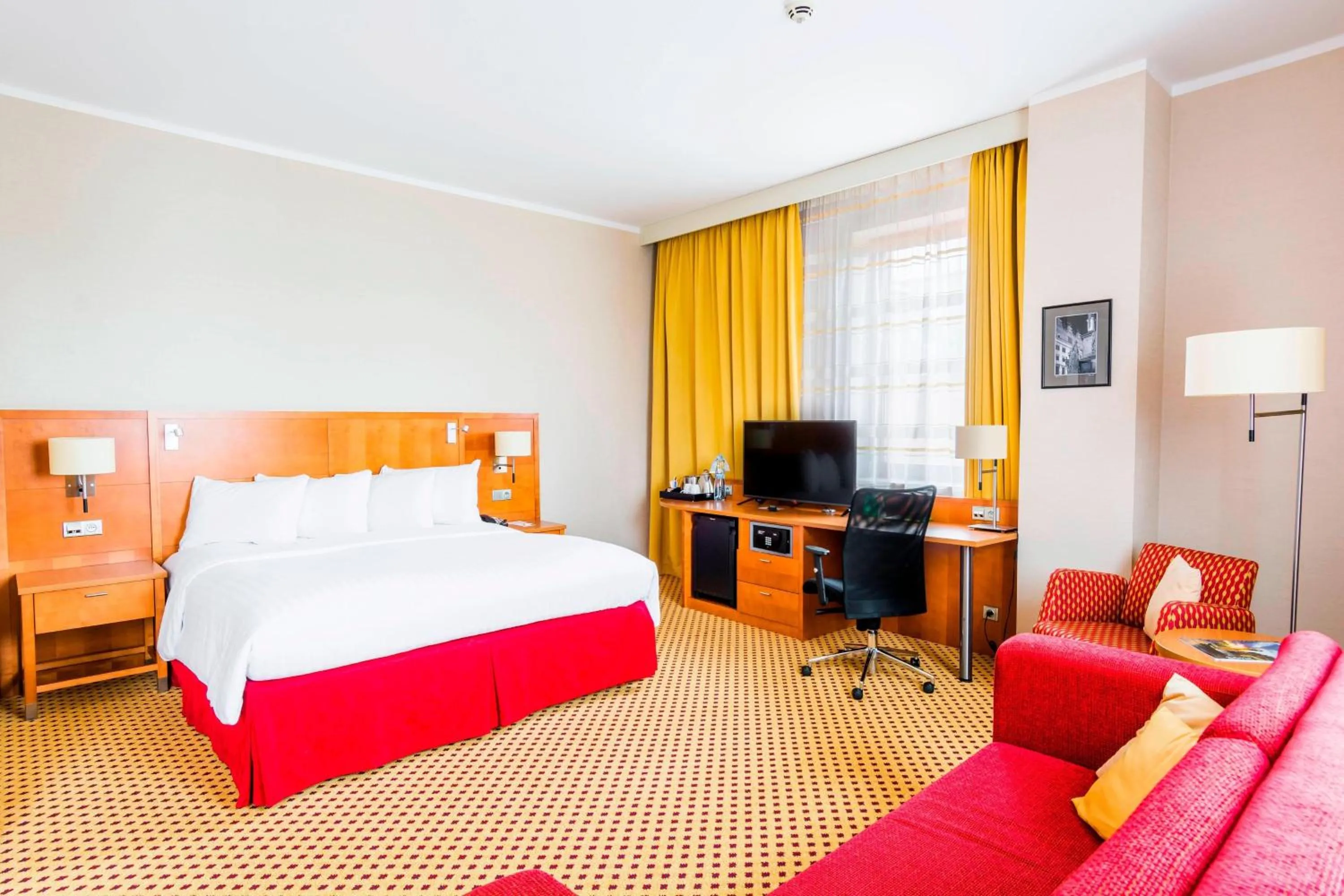 Bedroom, Bed in Courtyard by Marriott Pilsen