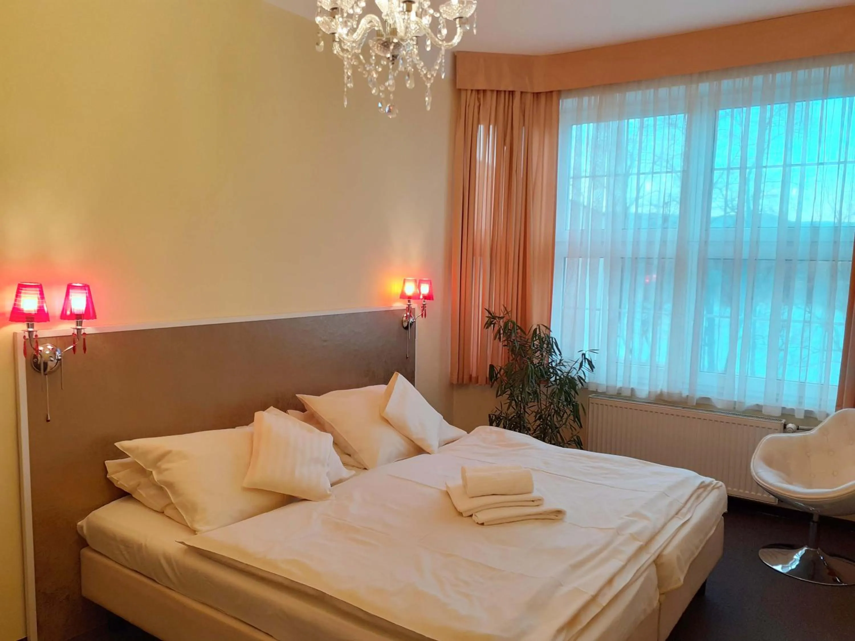 Bedroom, Bed in Hotel Casanova