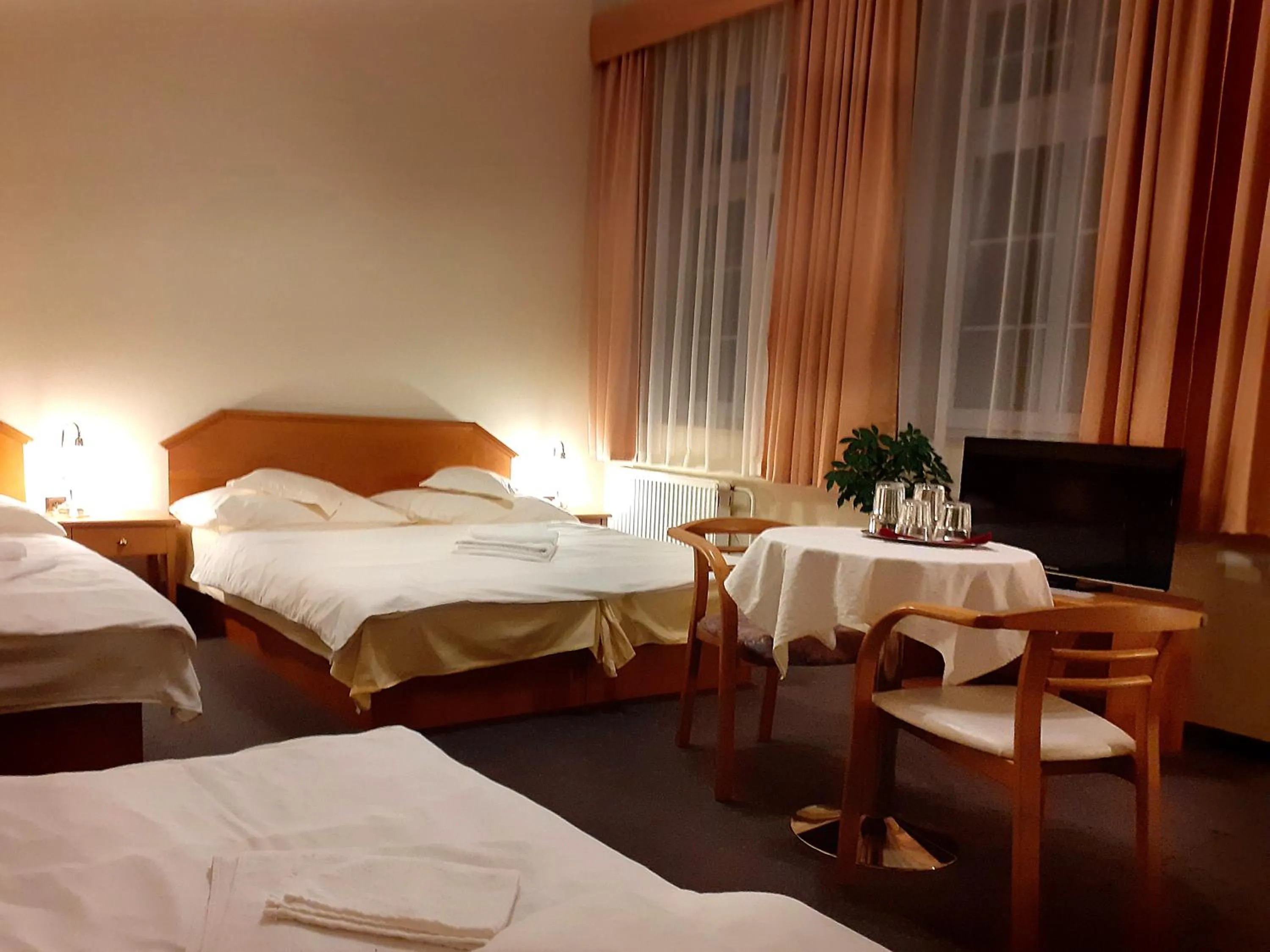 Bedroom, Bed in Hotel Casanova