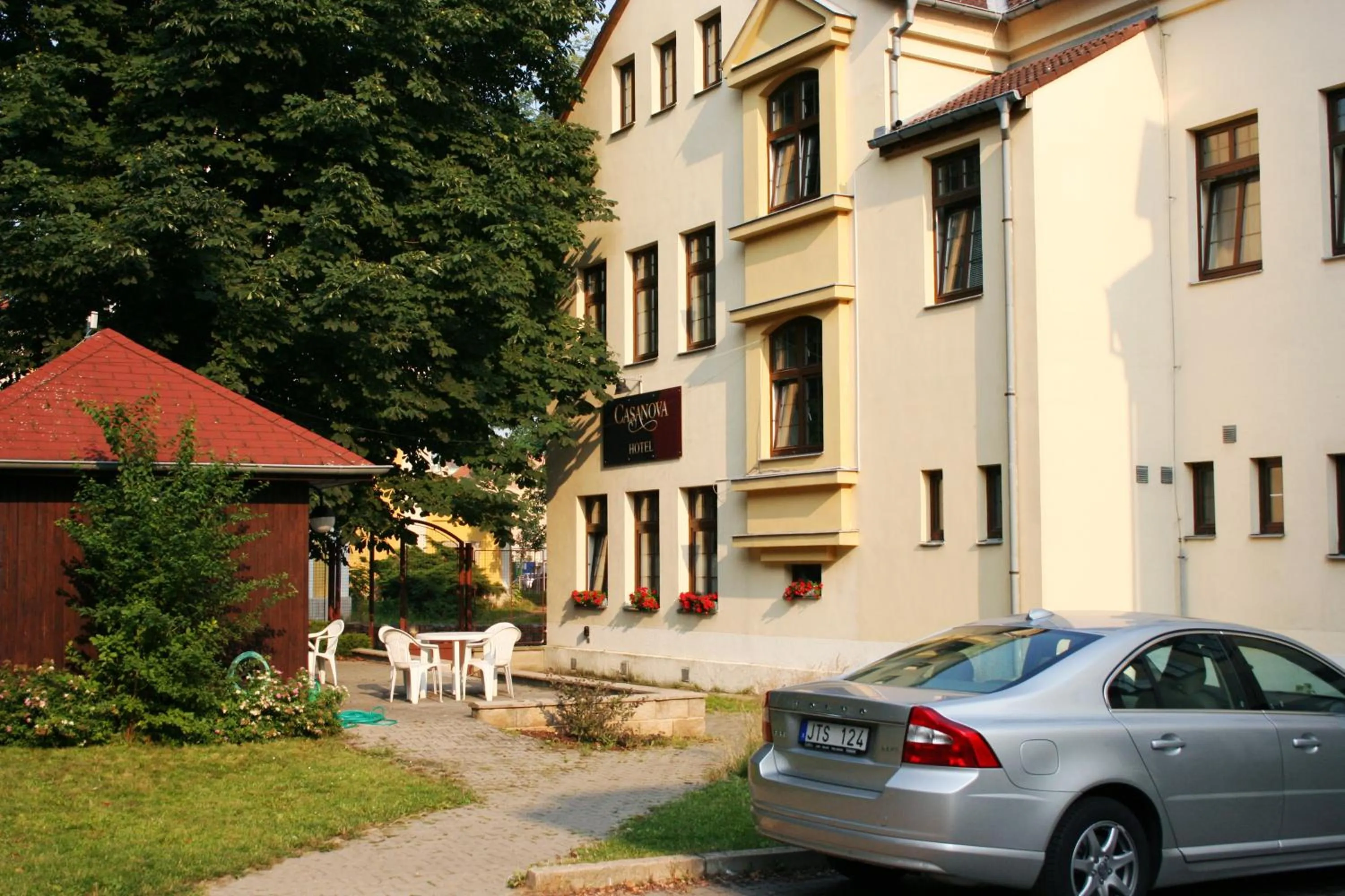Garden in Hotel Casanova