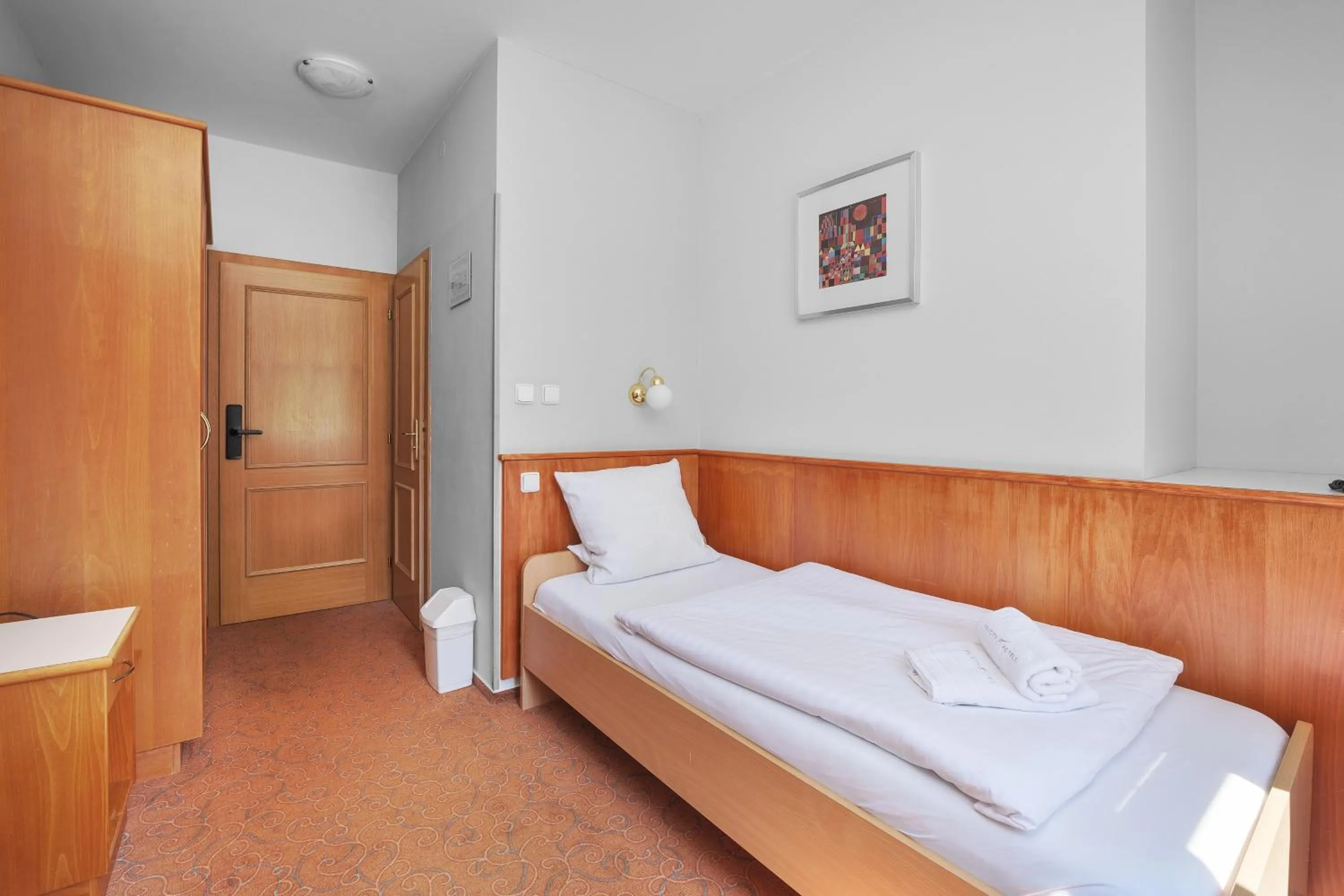 Bedroom, Bed in Hotel Sněžka