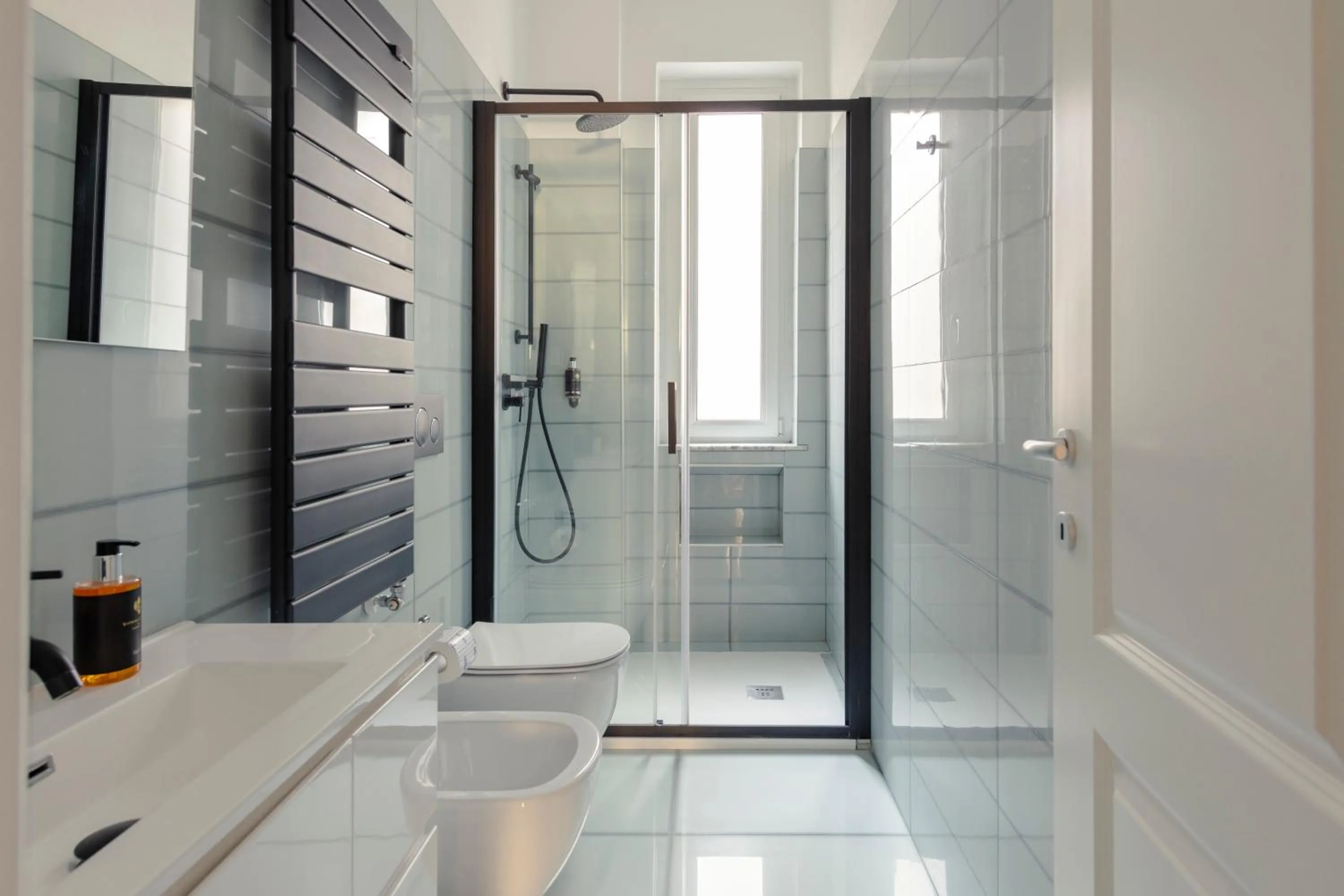 Bathroom in Heart Milan Apartments Sforza Duomo