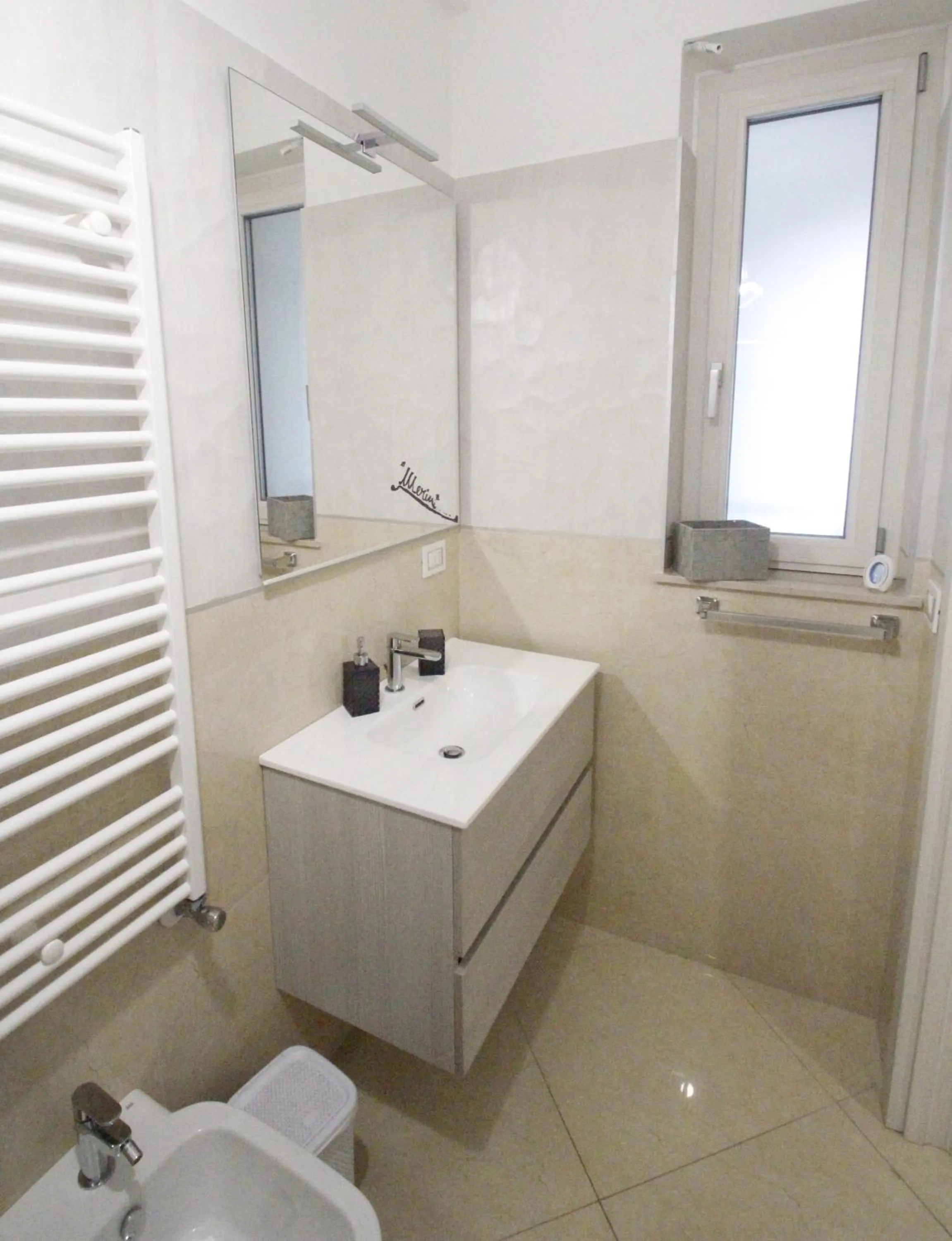 Bathroom in B&B Elles con parcheggio interno