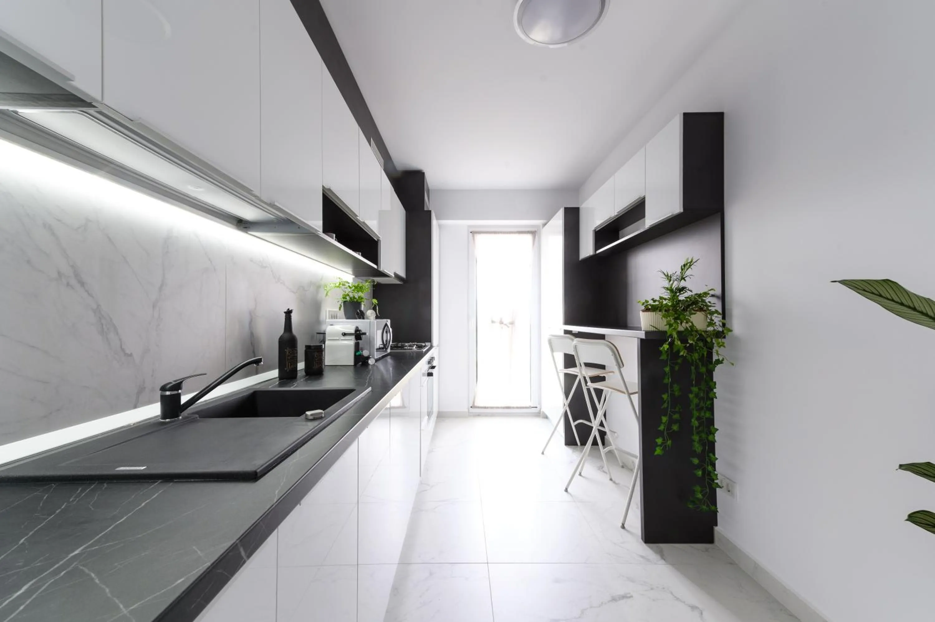 Kitchen or kitchenette in North Artistique - Aviatiei