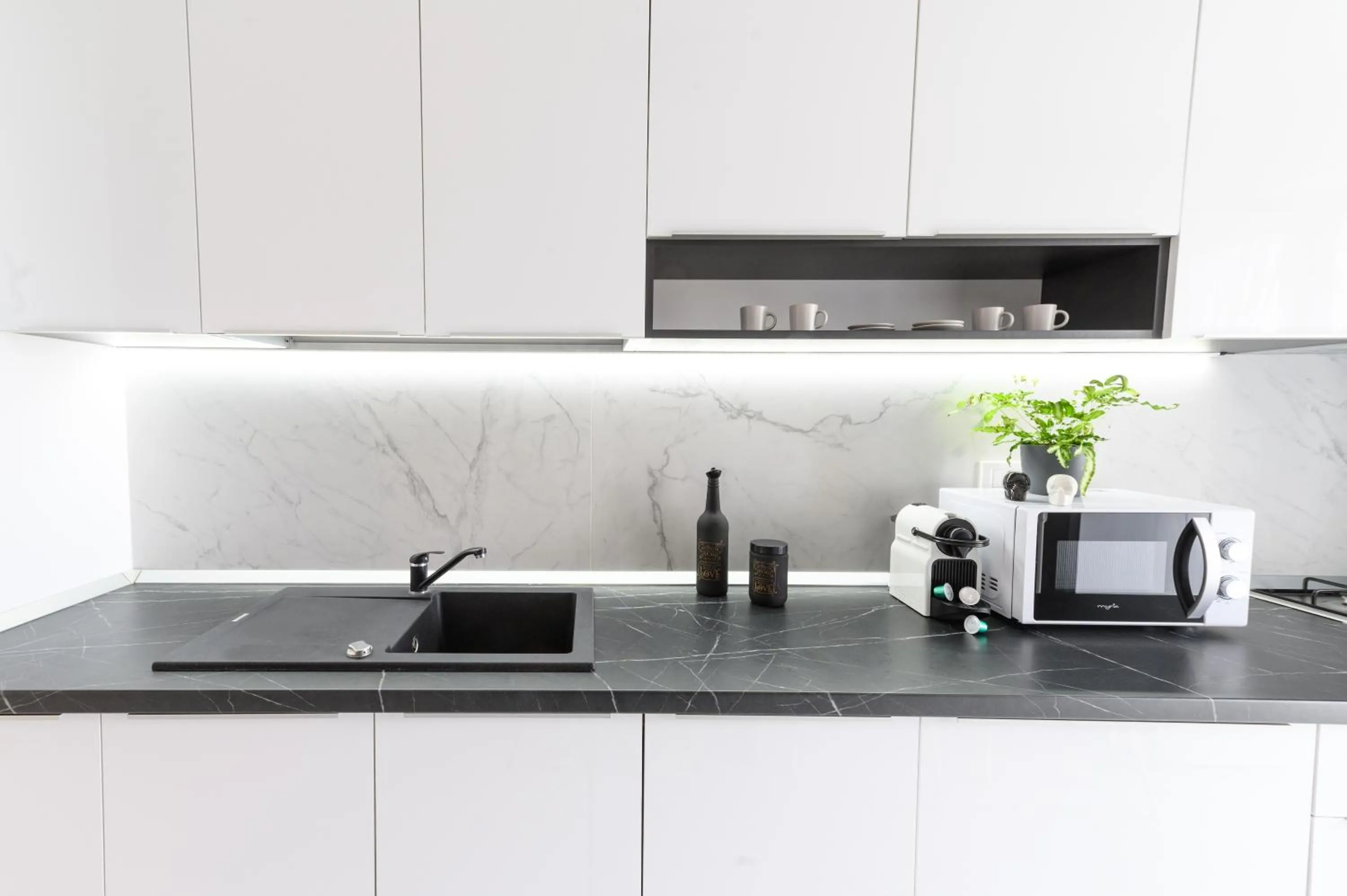 Kitchen or kitchenette in North Artistique - Aviatiei