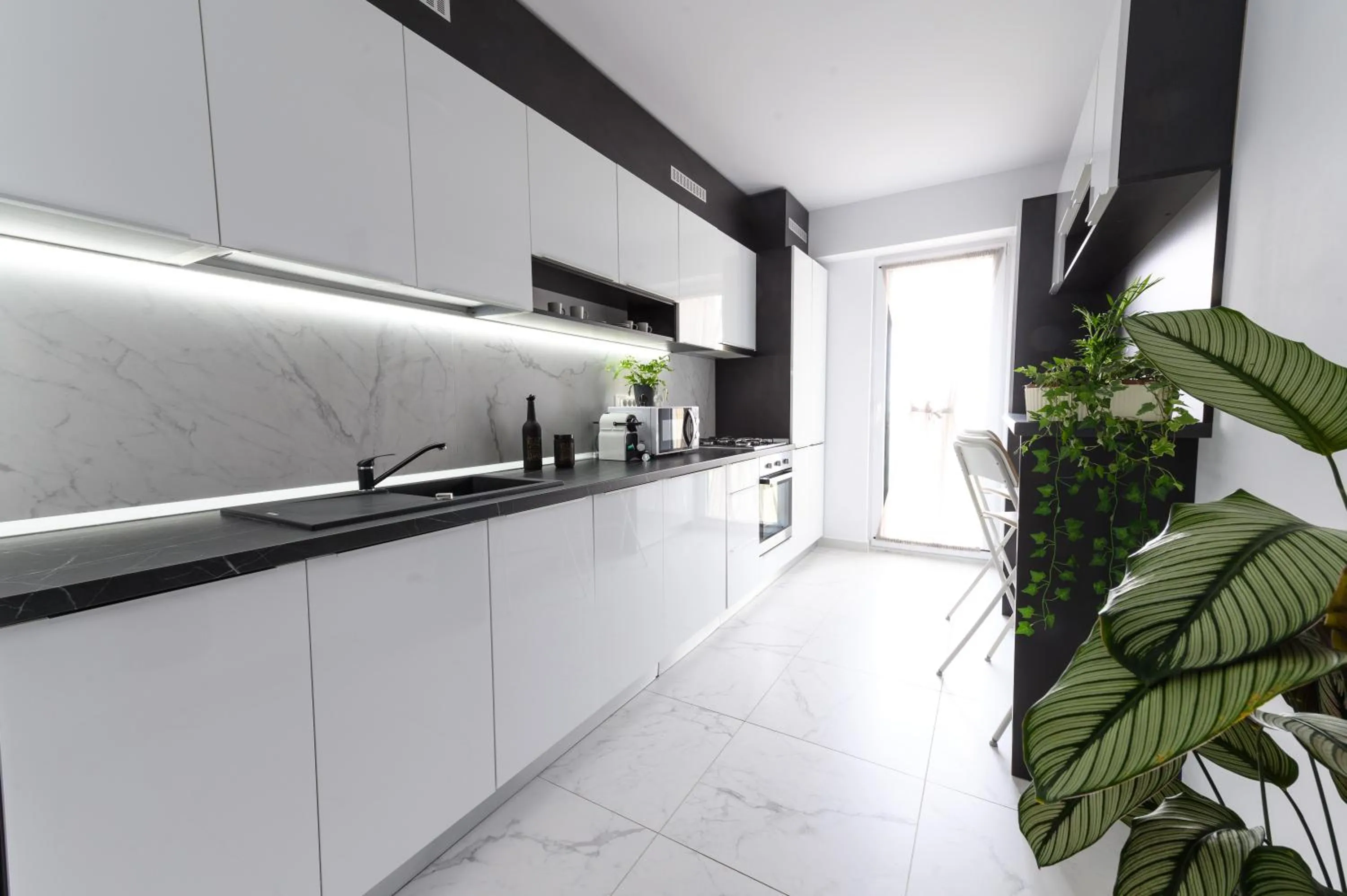 Kitchen or kitchenette in North Artistique - Aviatiei