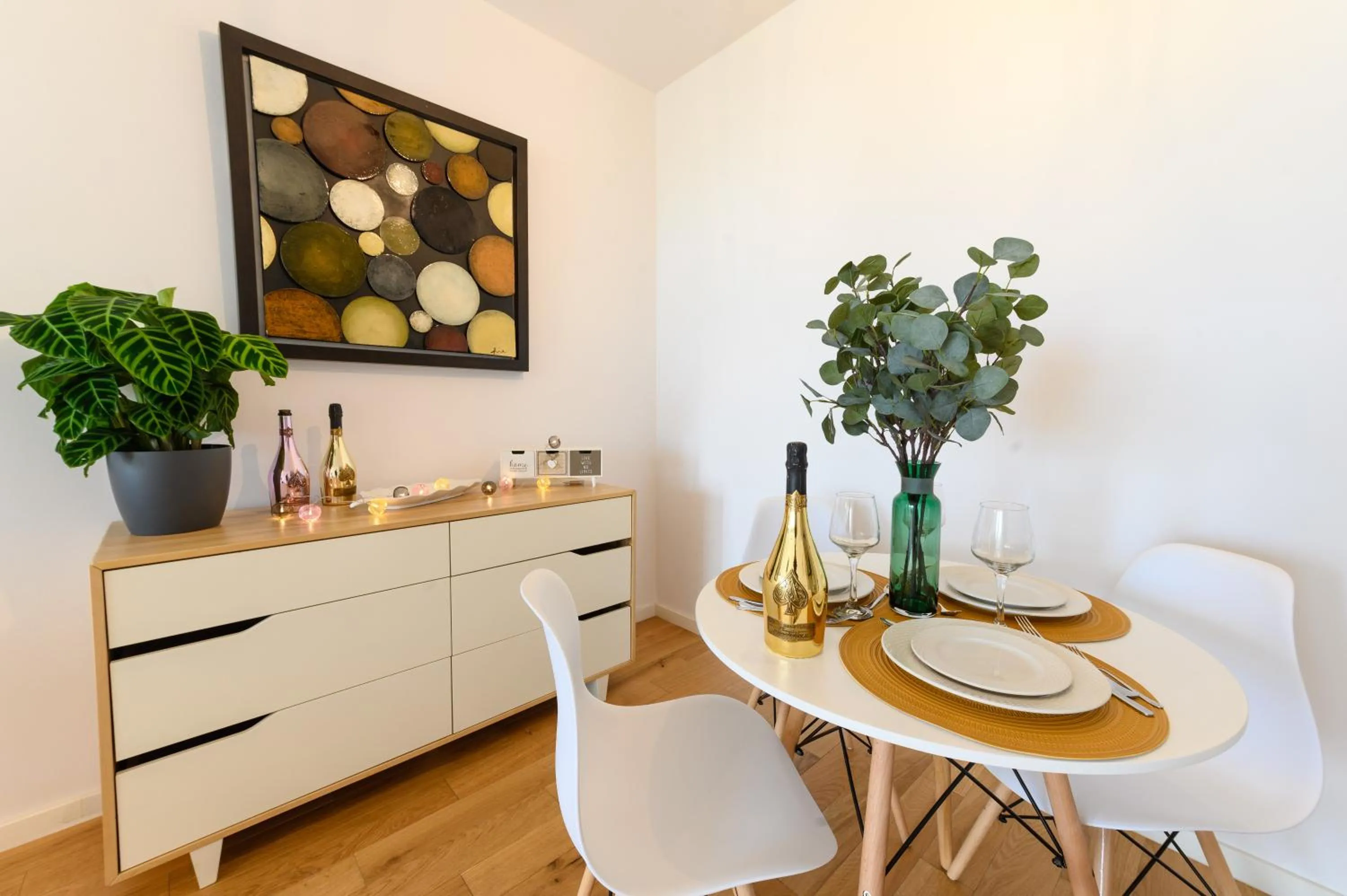 Dining area in North Artistique - Aviatiei