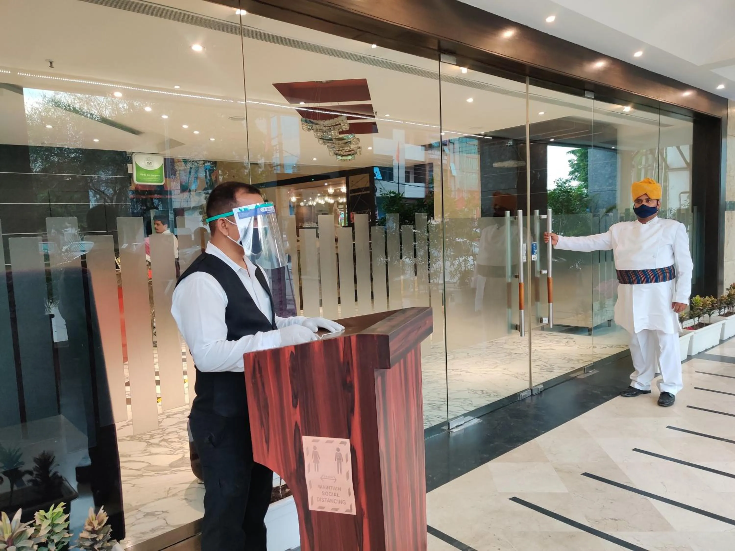 Facade/entrance in Hotel DS Clarks Inn Gurgaon