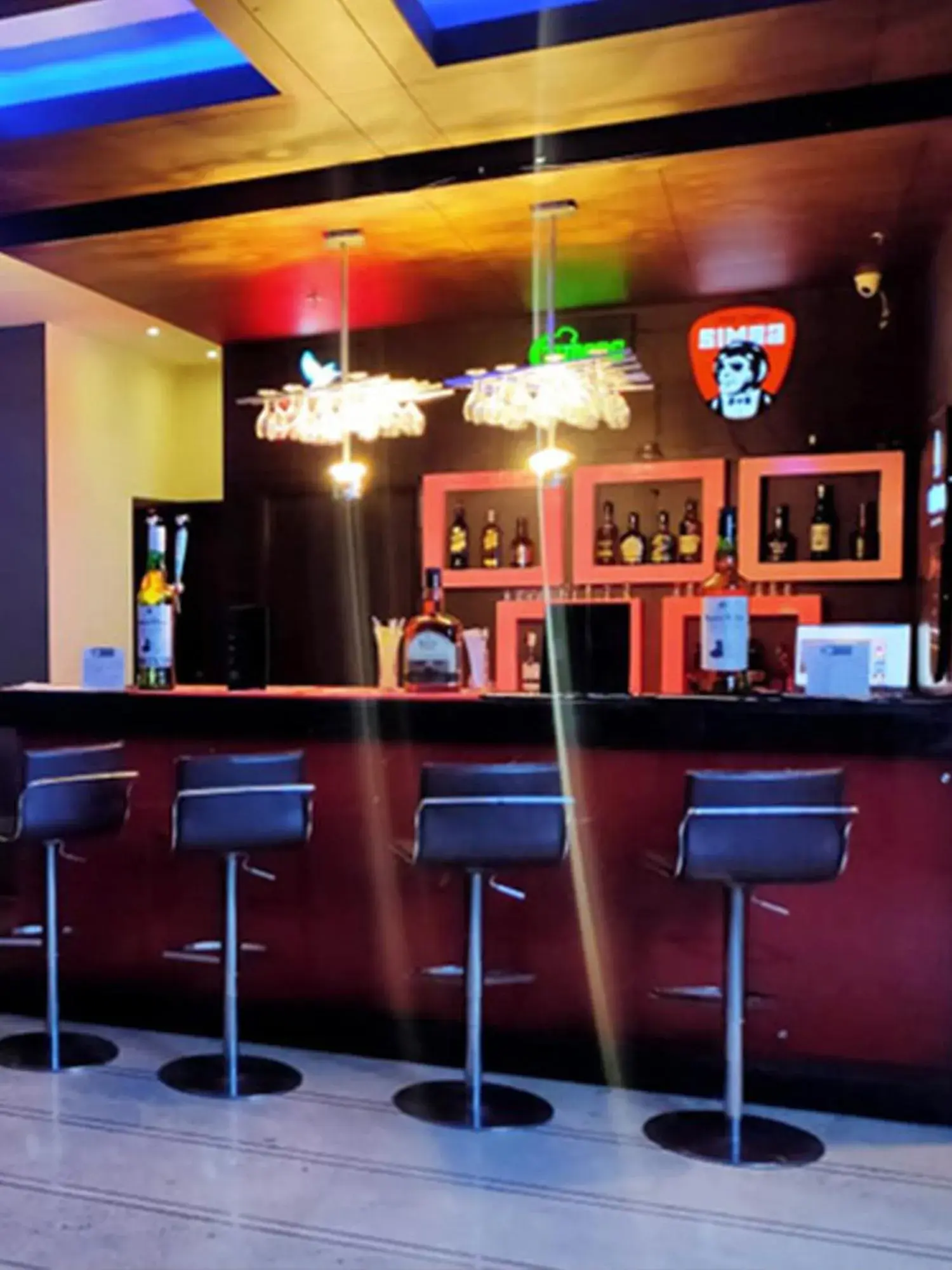 Lounge or bar in Hotel DS Clarks Inn Gurgaon Lounge or bar in Hotel DS Clarks Inn Gurgaon