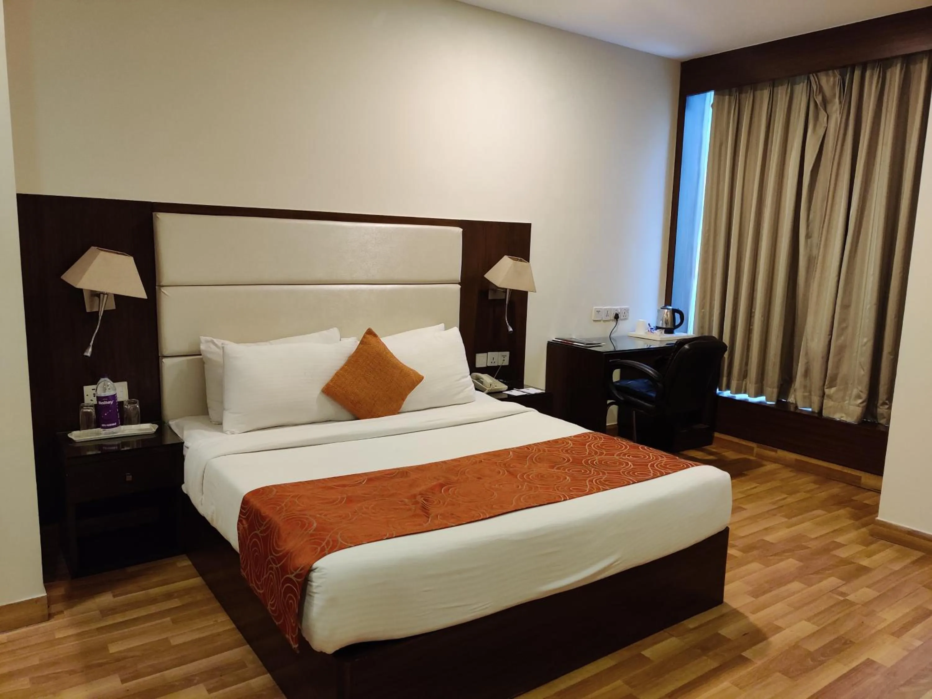 Photo of the whole room, Bed in Hotel DS Clarks Inn Gurgaon