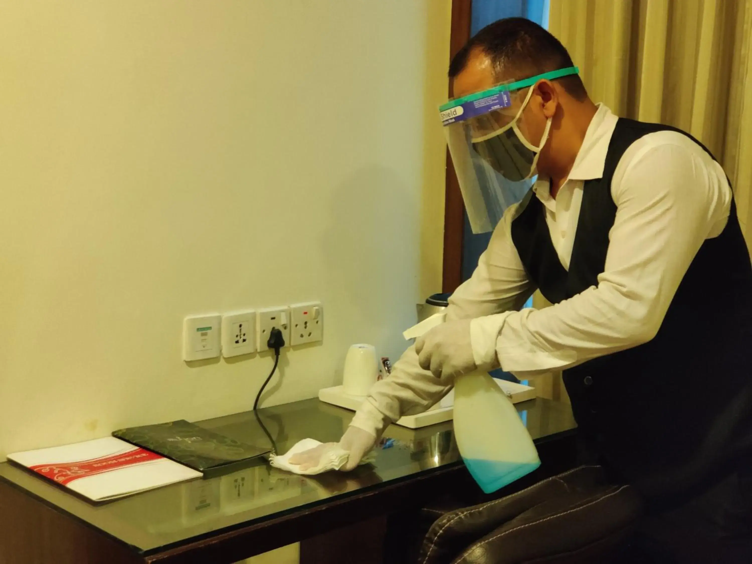 Property building in Hotel DS Clarks Inn Gurgaon Property building in Hotel DS Clarks Inn Gurgaon