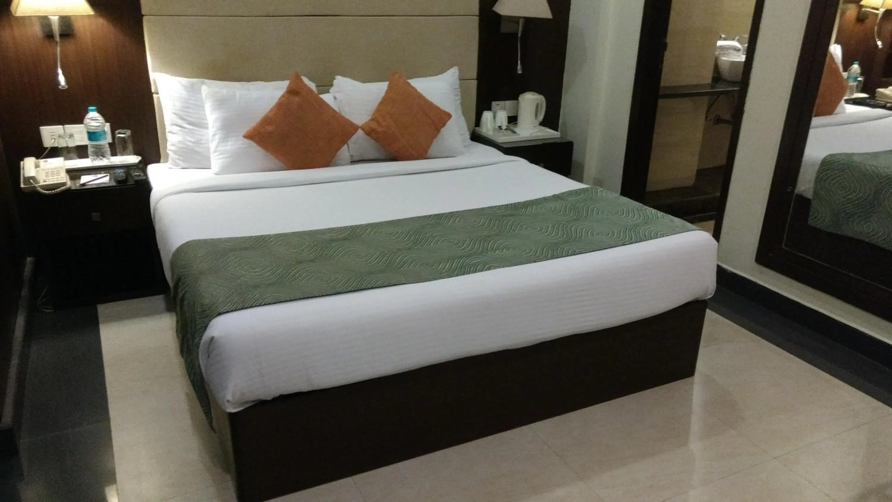 Photo of the whole room, Bed in Hotel DS Clarks Inn Gurgaon