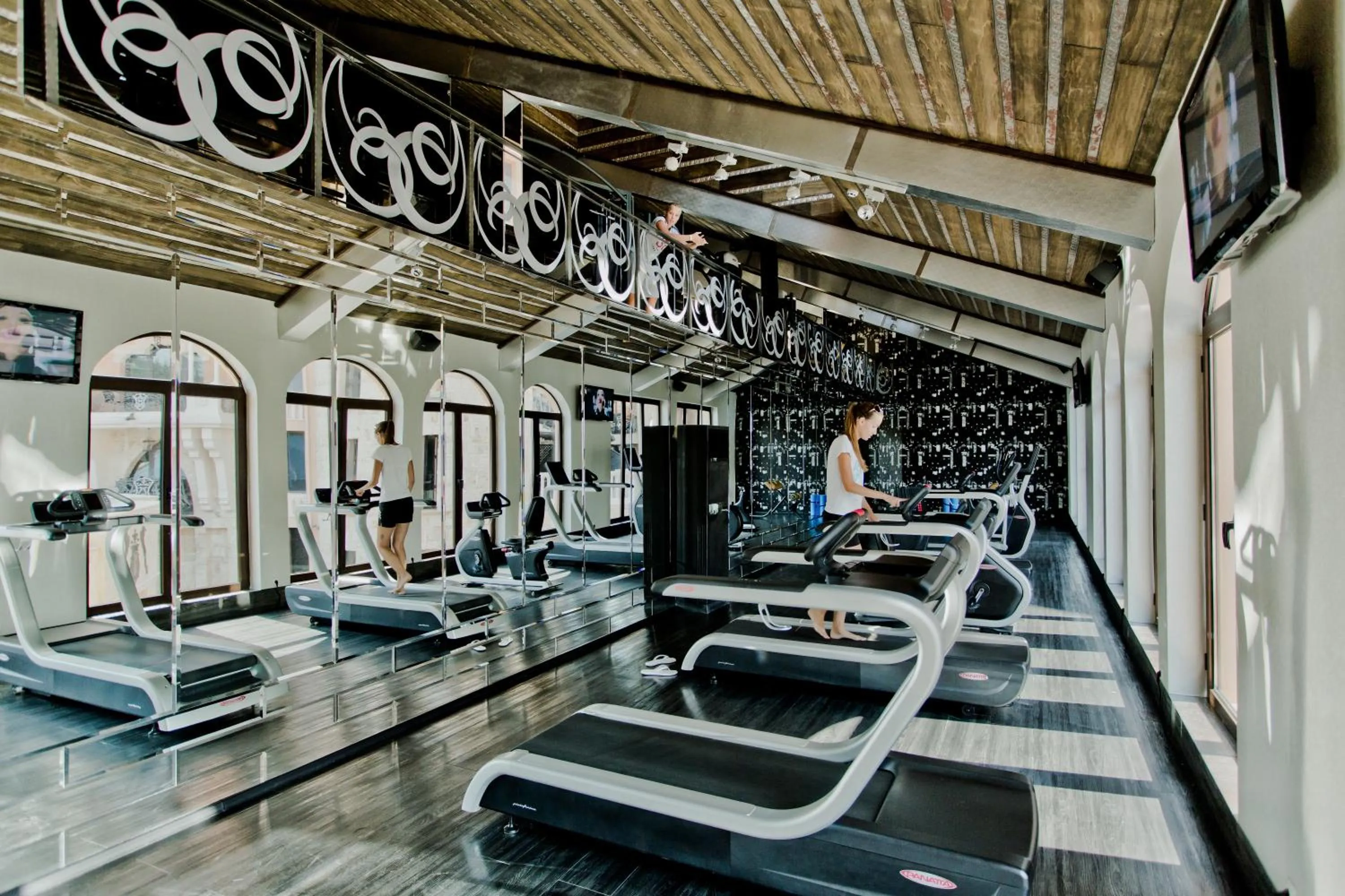 Fitness centre/facilities in Villas Elenite Premium