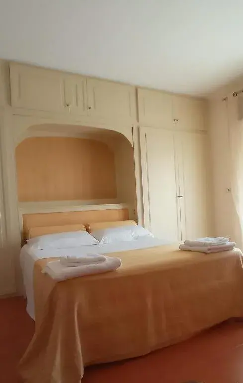 Two-Bedroom Apartment in Villa Italia Two-Bedroom Apartment in Villa Italia