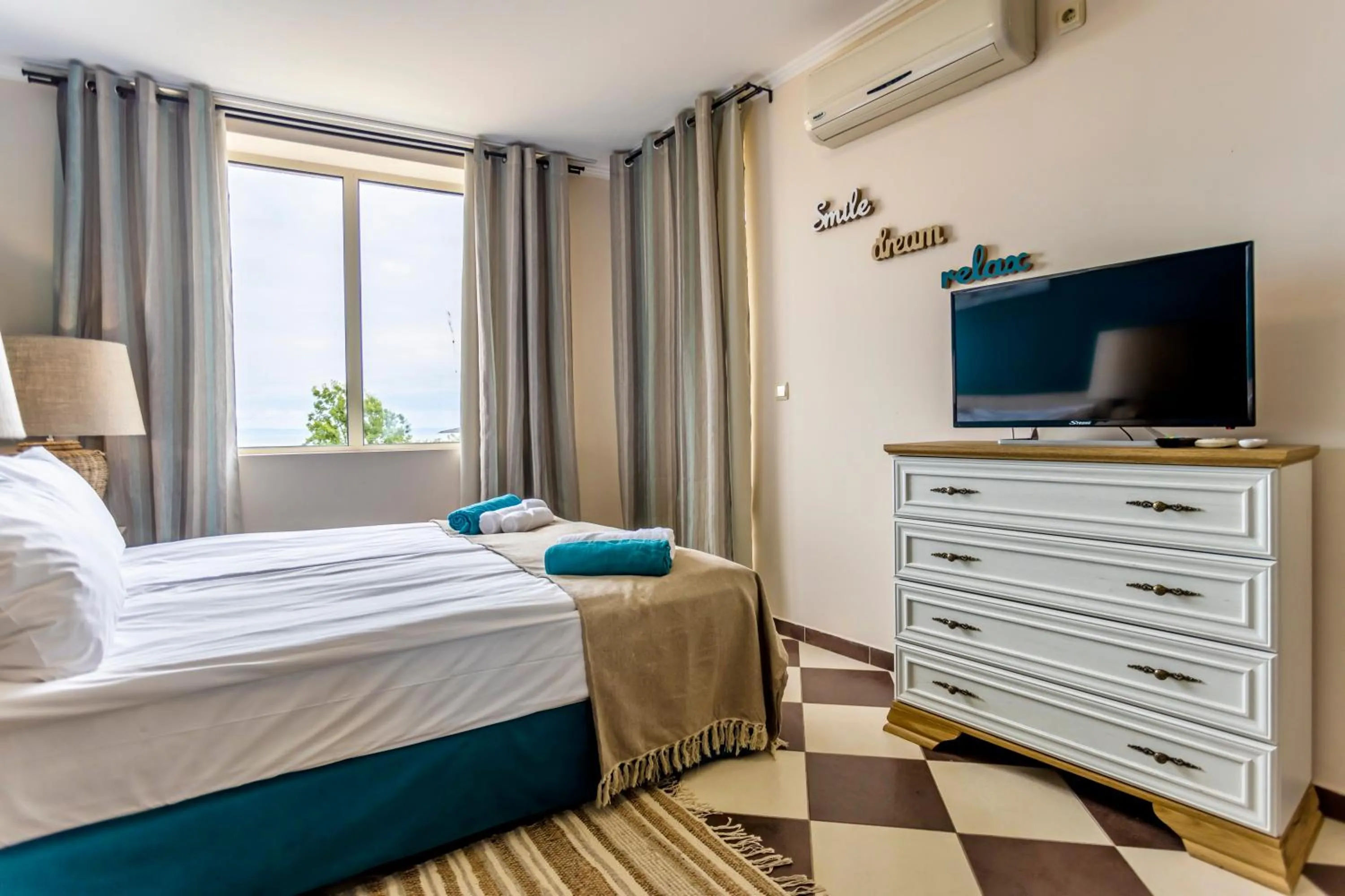 Bed in Touristic Complex Hacienda Beach Apartments Sozopol