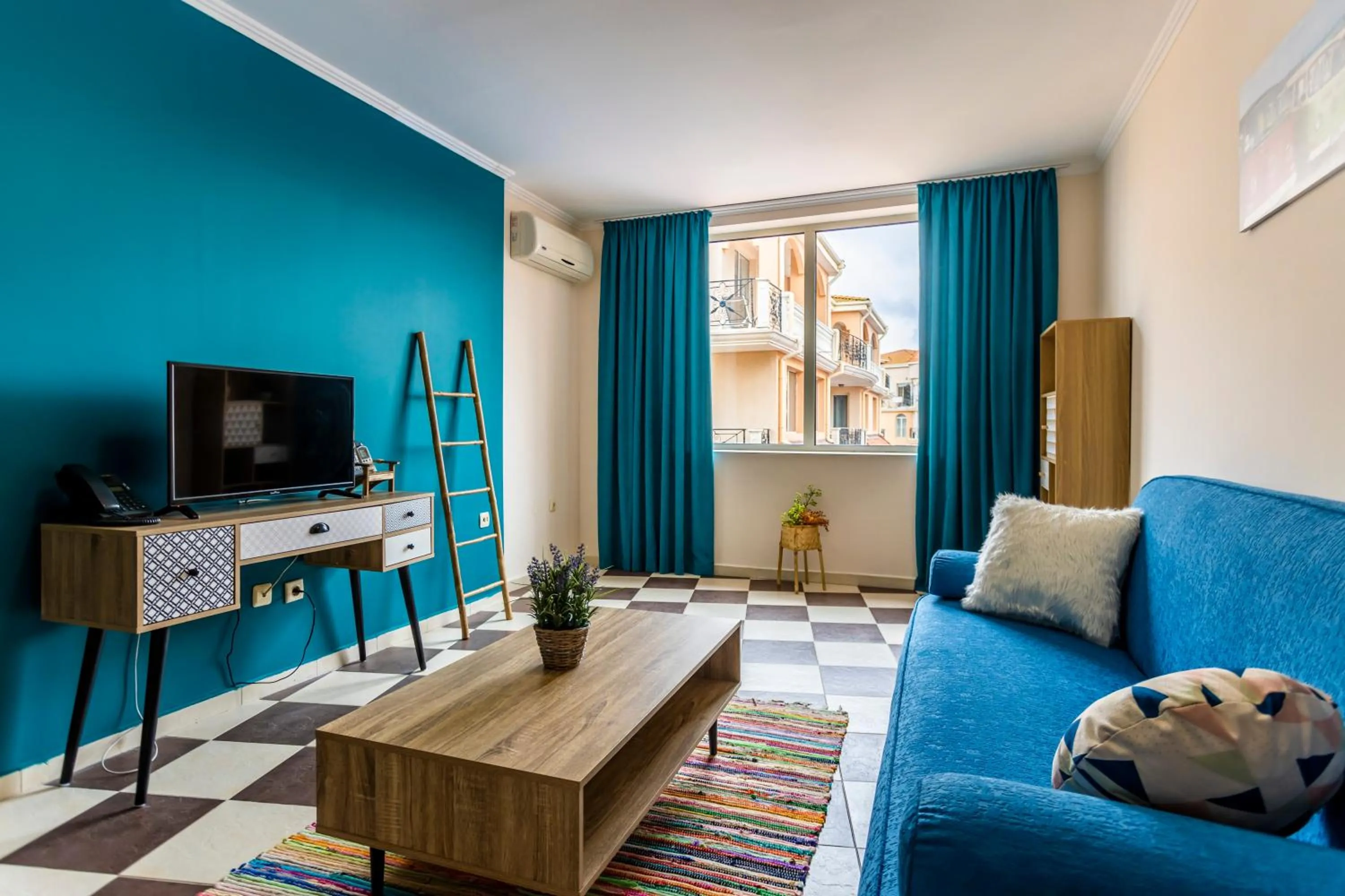 Communal lounge/ TV room in Touristic Complex Hacienda Beach Apartments Sozopol