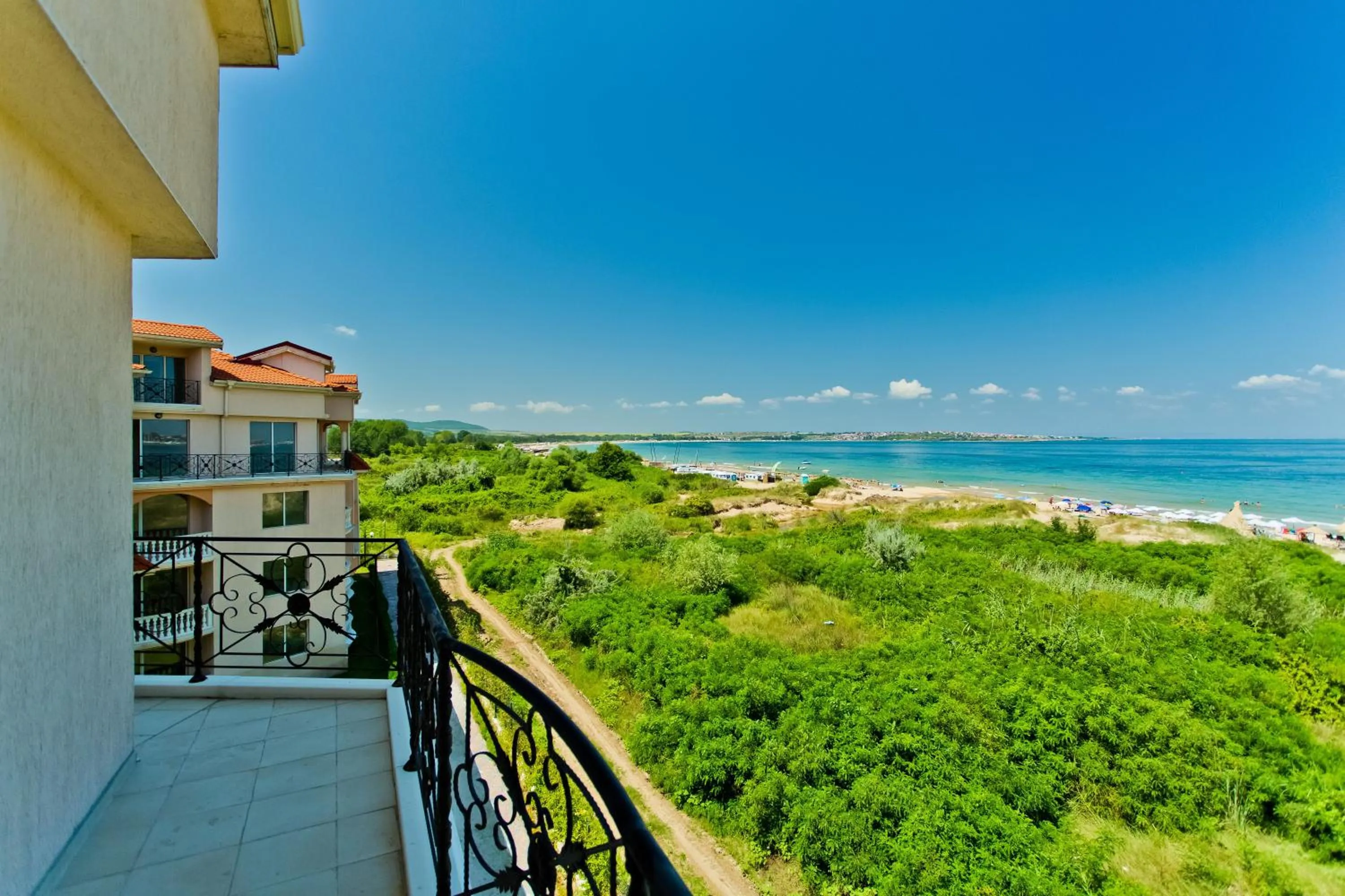 Day in Touristic Complex Hacienda Beach Apartments Sozopol