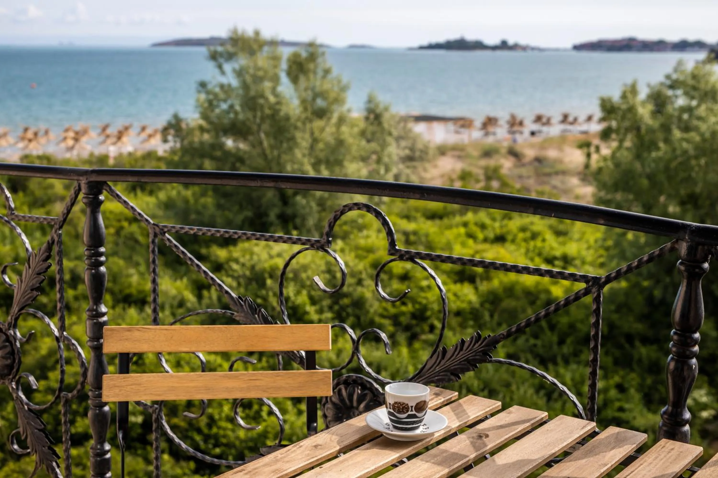 Day in Touristic Complex Hacienda Beach Apartments Sozopol