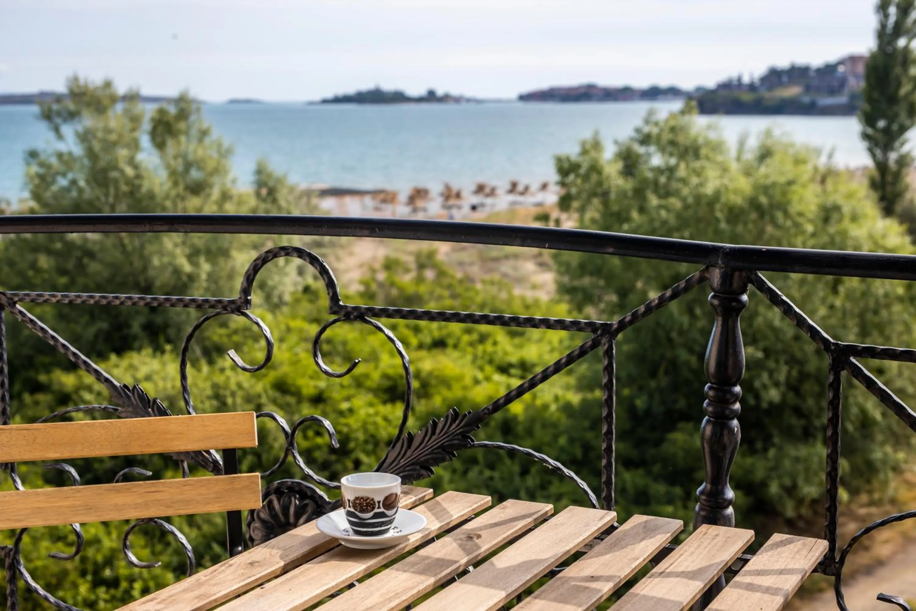 Day in Touristic Complex Hacienda Beach Apartments Sozopol