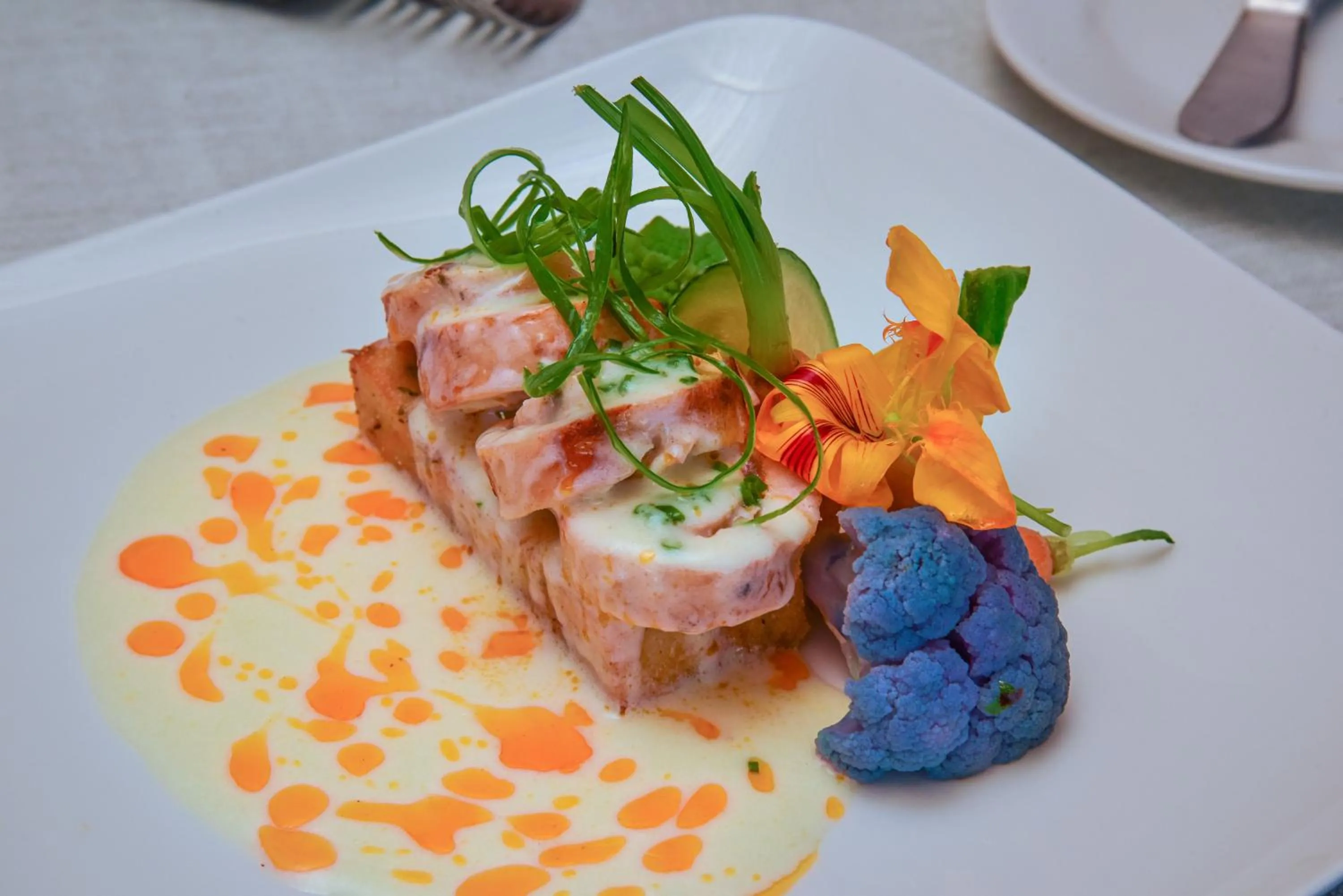 Restaurant/places to eat in Z Hotel & Z2 Hotel