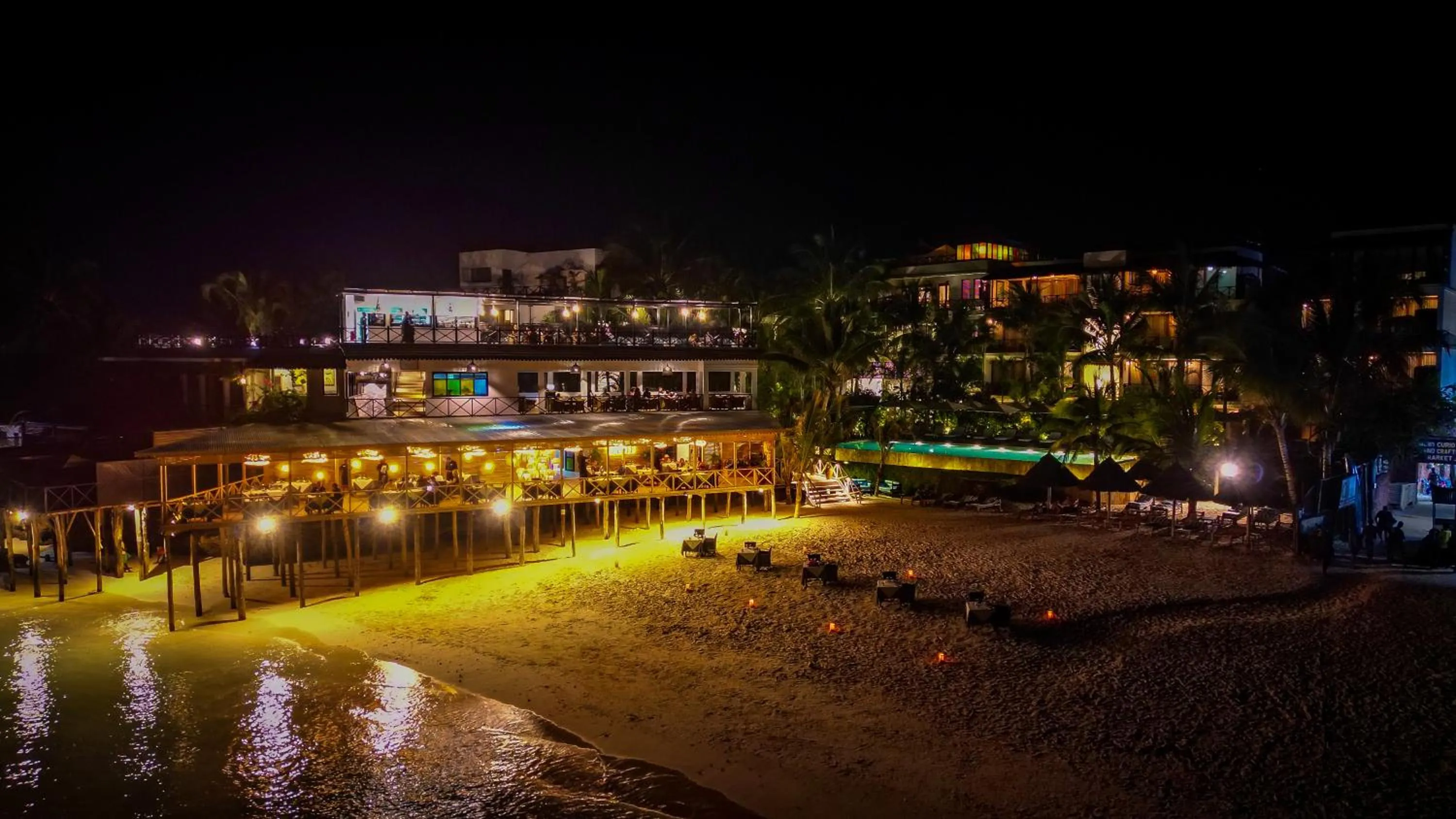 Property building in Z Hotel & Z2 Hotel