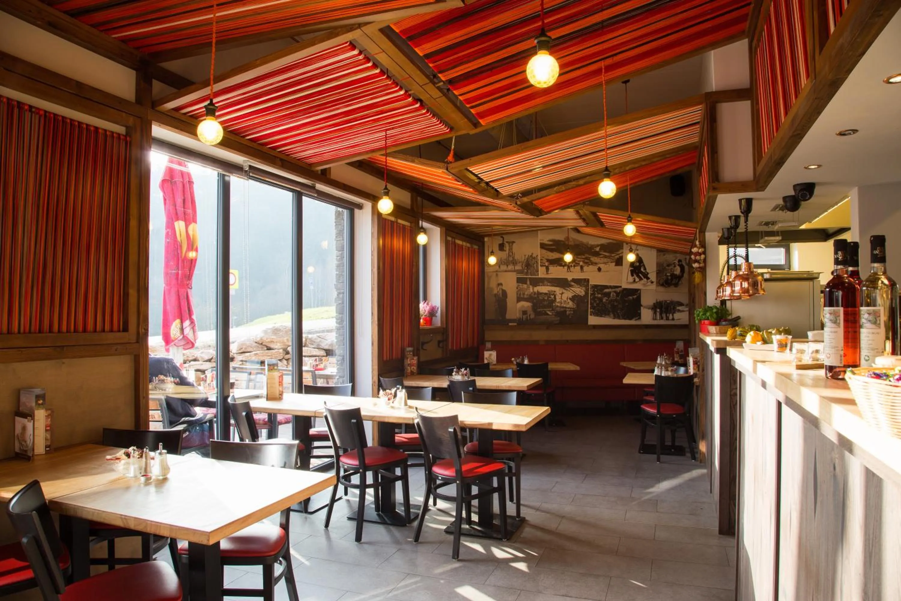 Restaurant/places to eat in Hotel U Kabinky