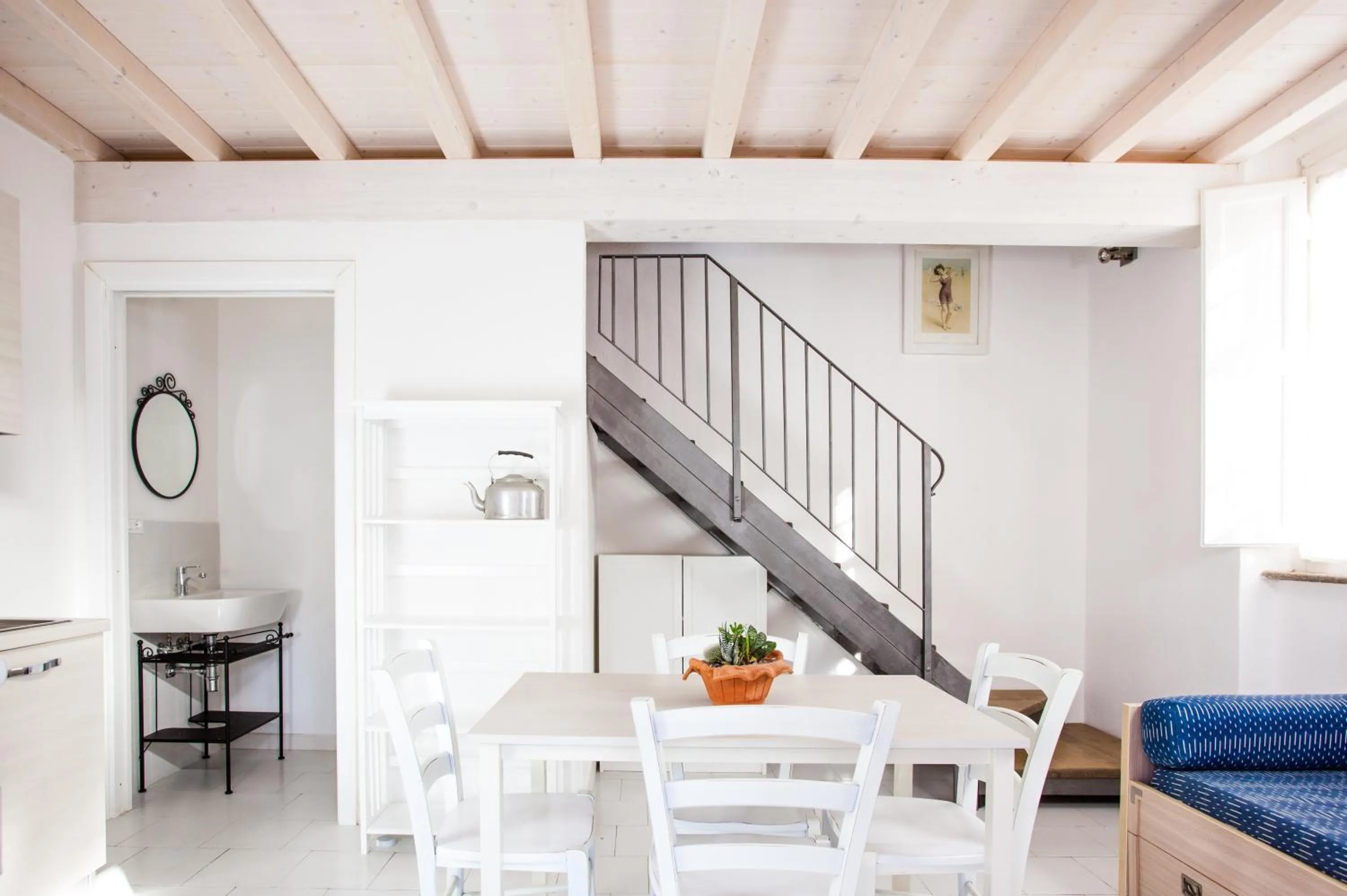 Dining area in Villa Emilia