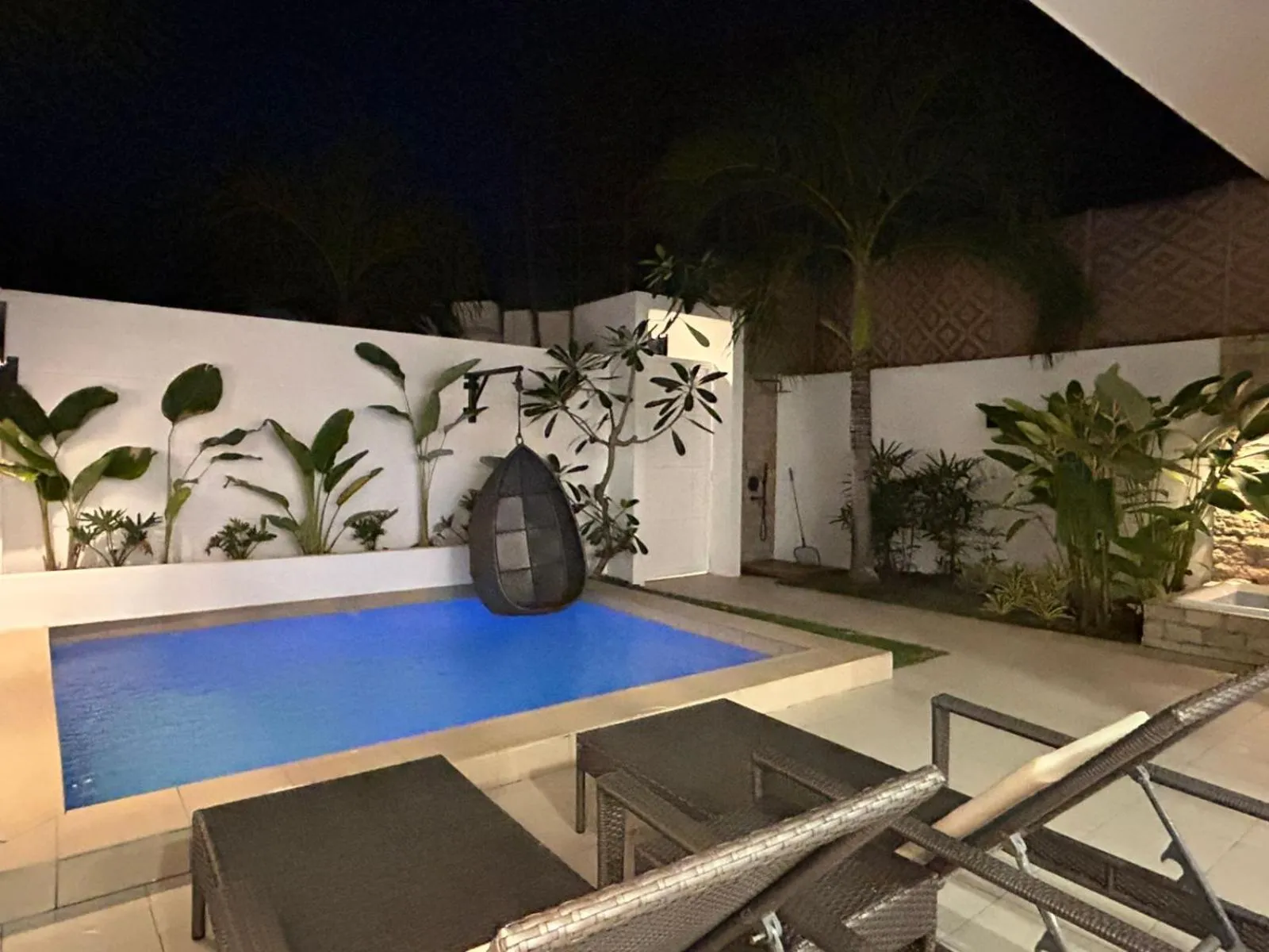 Night in Pineale Villas, Resort and Spa