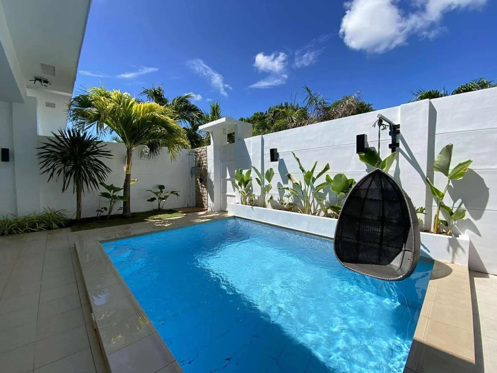 Day in Pineale Villas, Resort and Spa