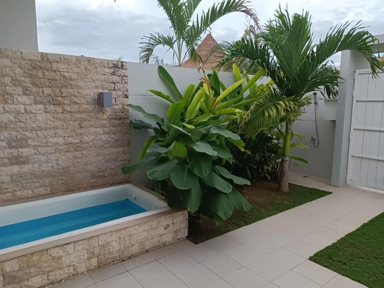 Facade/entrance in Pineale Villas, Resort and Spa