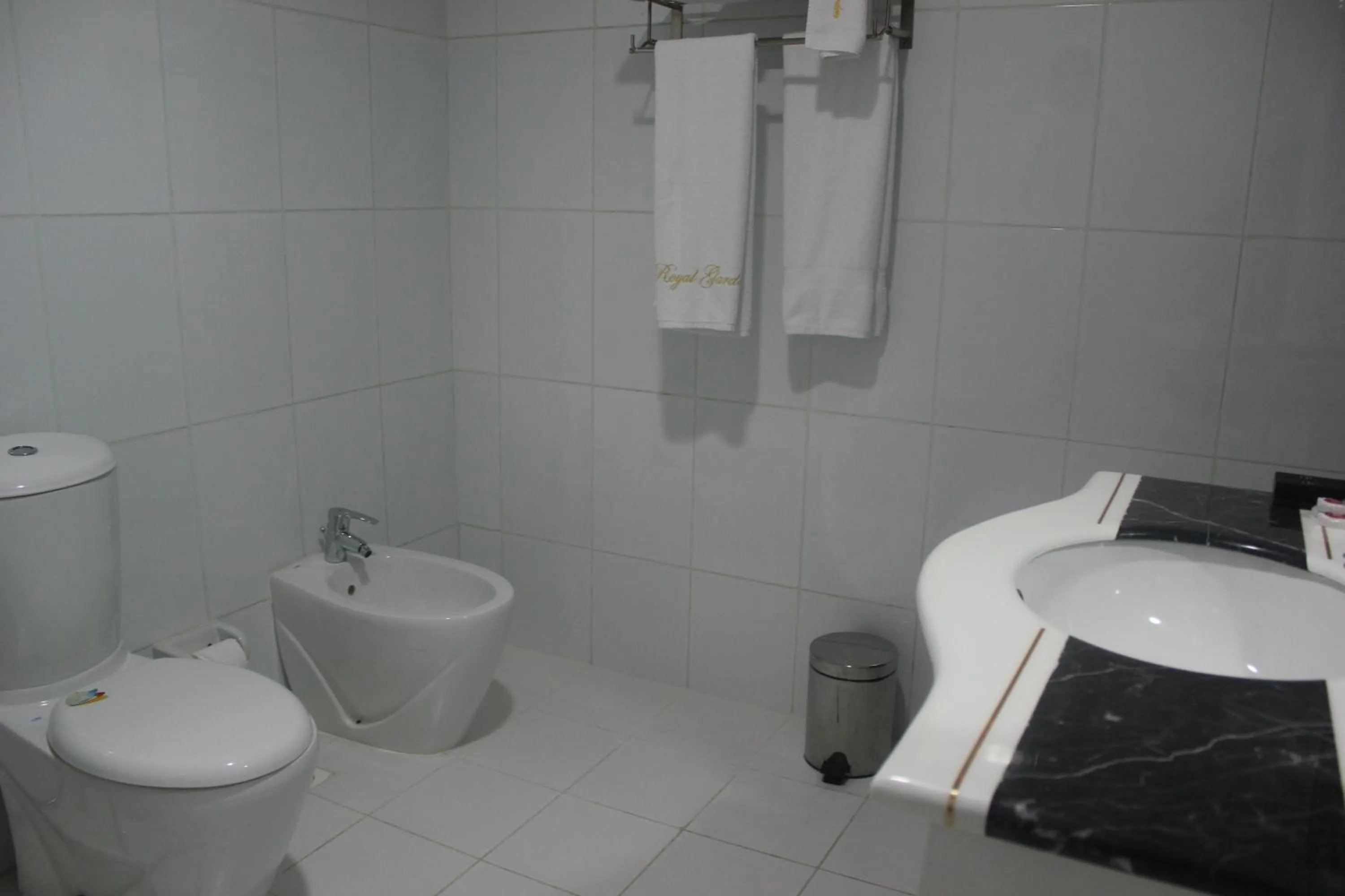 Bathroom in Royal Gardens Hotel